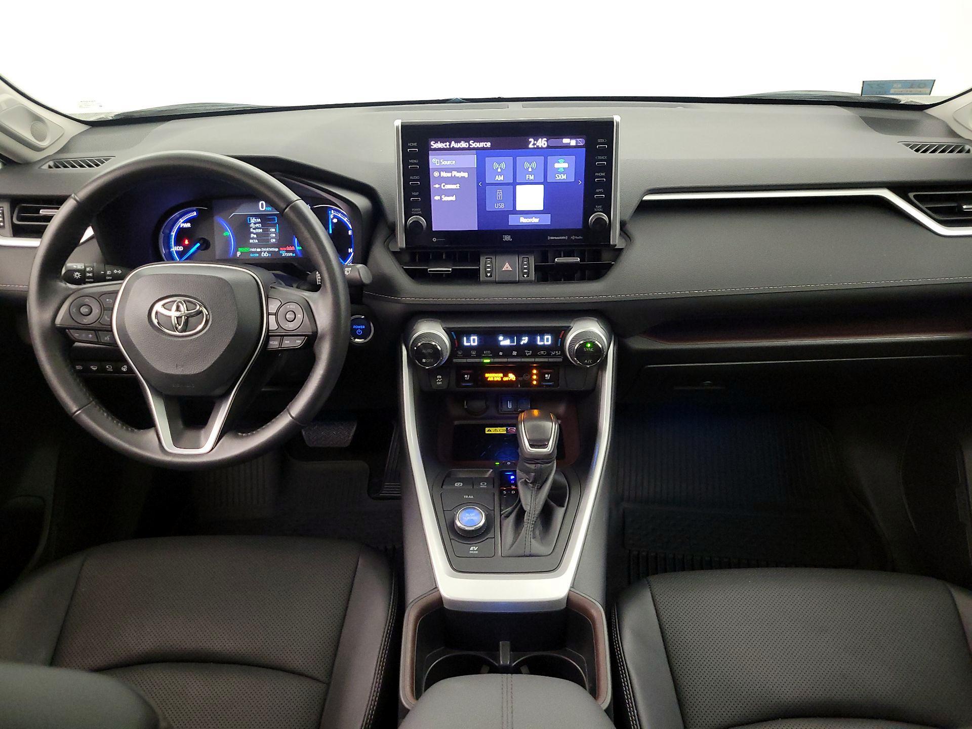 Thumbnail: 2022 Toyota RAV4 - 9