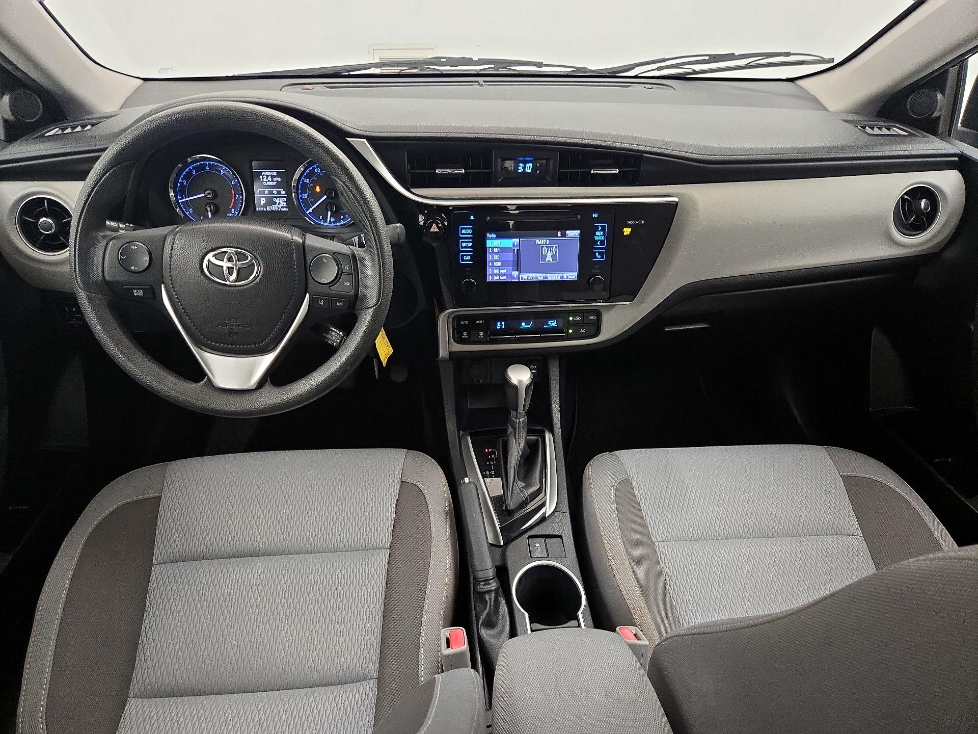 Thumbnail: 2017 Toyota Corolla - 9