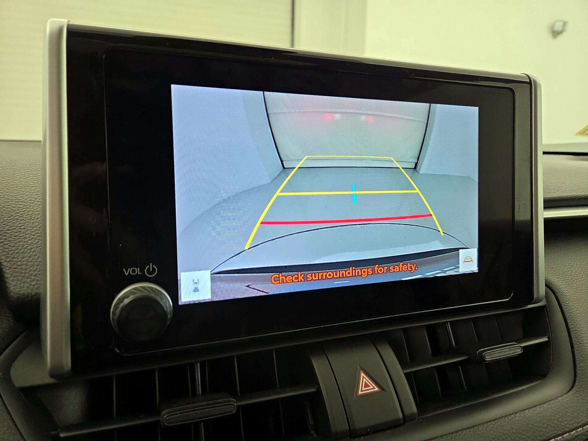 Thumbnail: 2023 Toyota RAV4 - 14