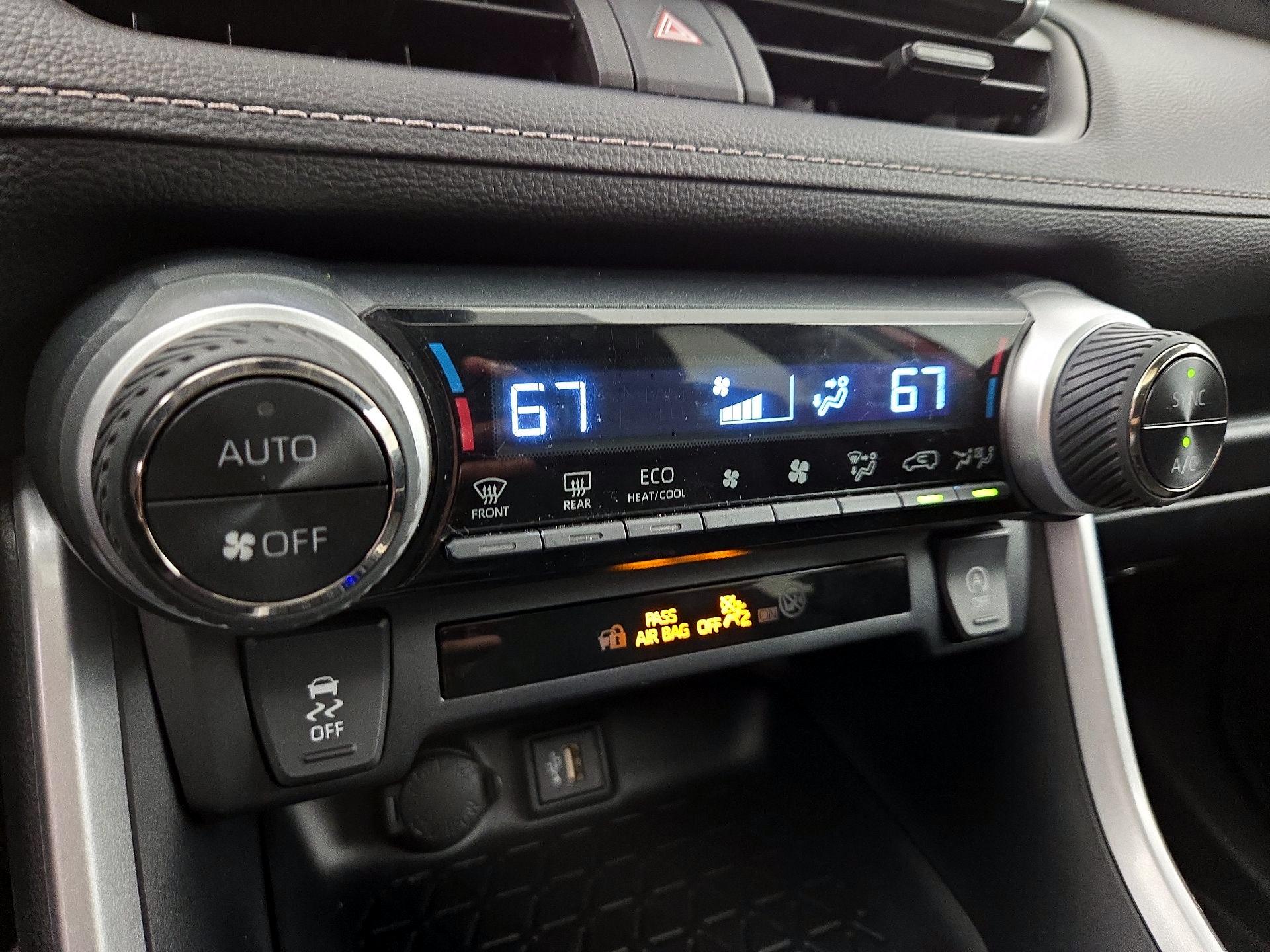 Thumbnail: 2023 Toyota RAV4 - 16