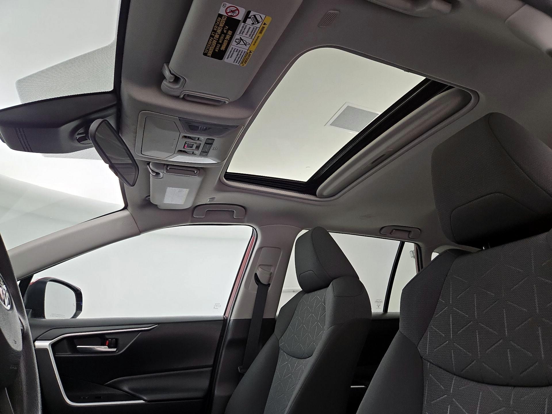 Thumbnail: 2023 Toyota RAV4 - 19