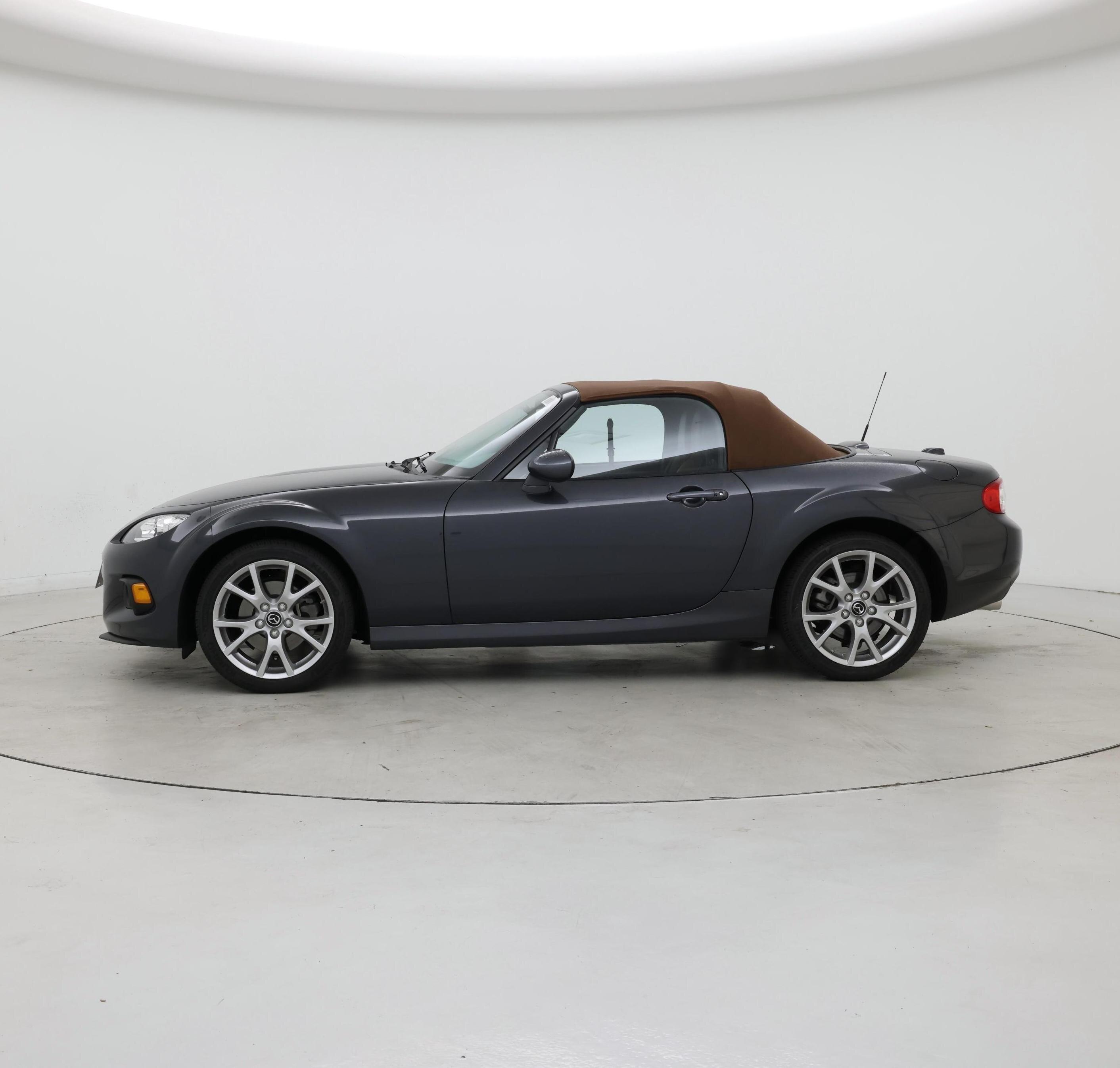 Thumbnail: 2015 Mazda MX-5 Miata - 3