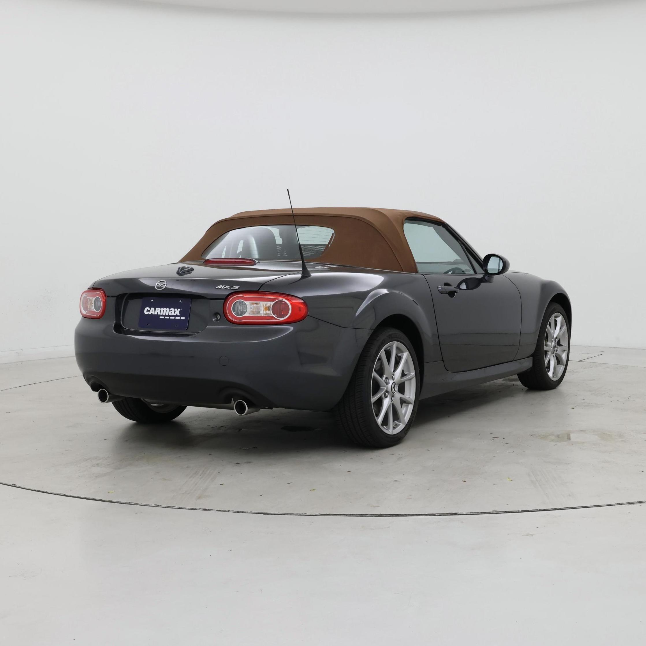 Thumbnail: 2015 Mazda MX-5 Miata - 8