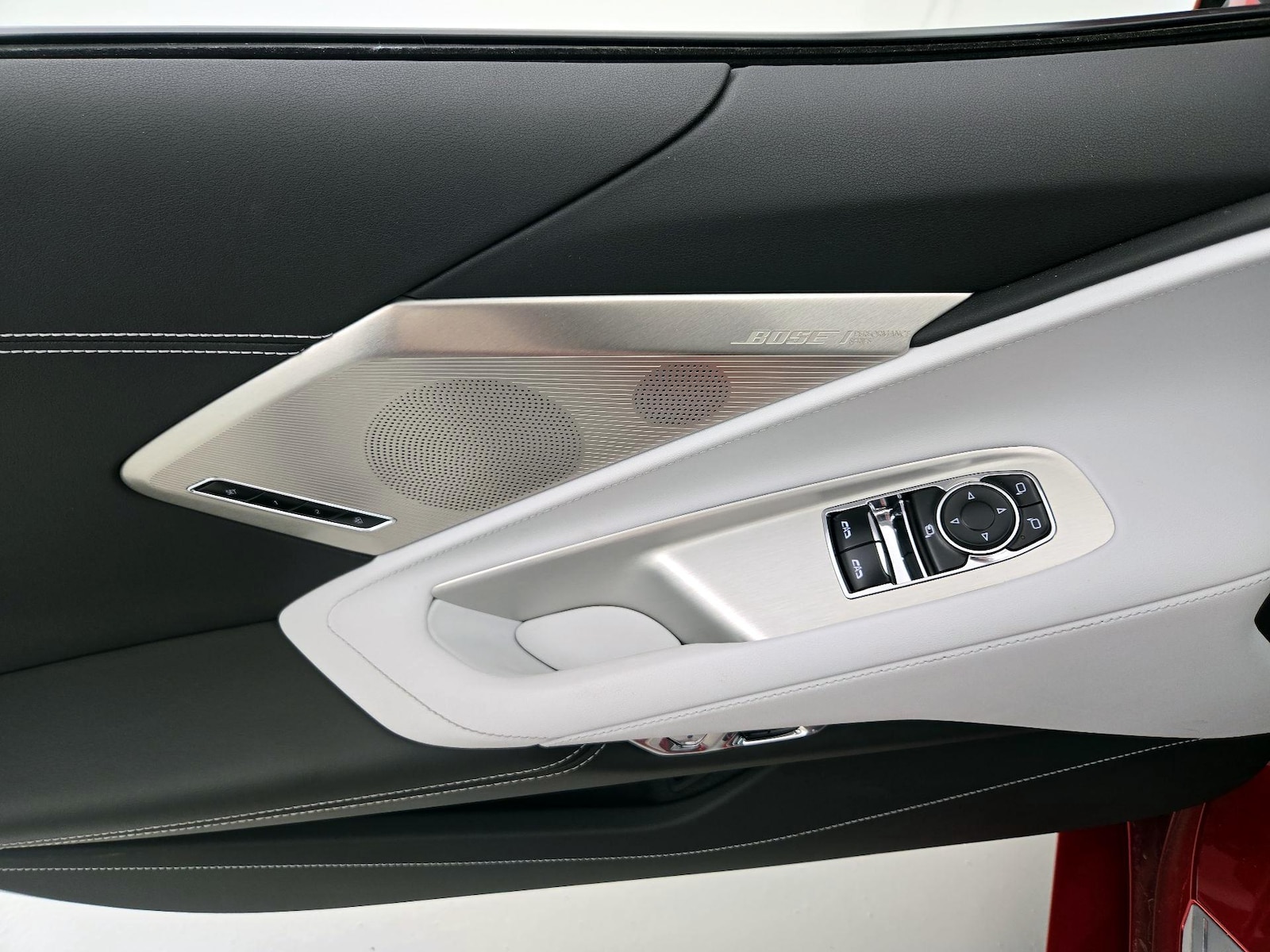 2023 Chevrolet Corvette 2LT - Photo 13