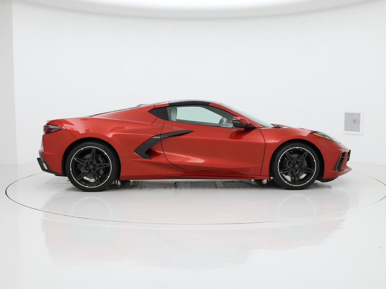2023 Chevrolet Corvette 2LT - Photo 8