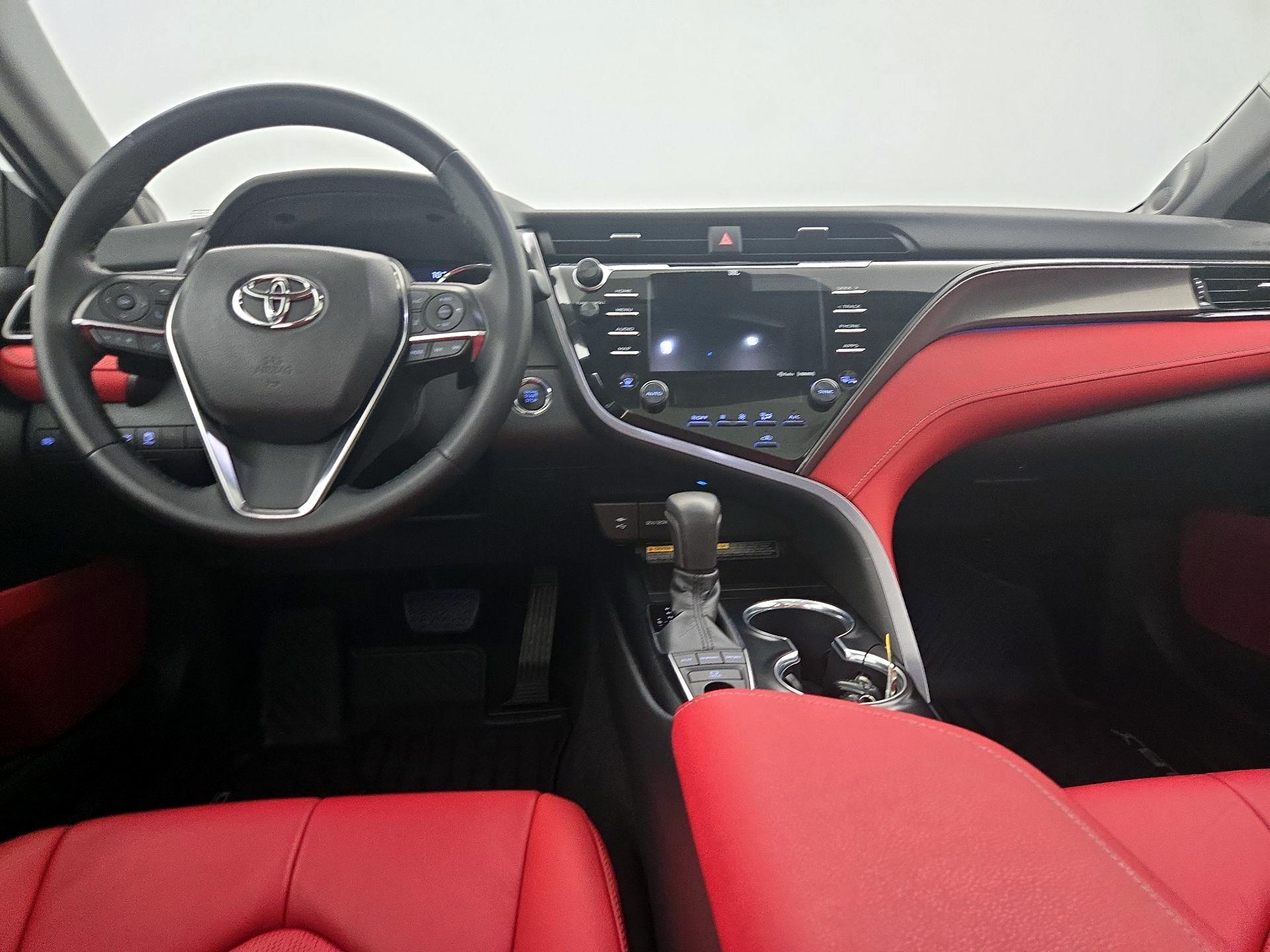 Thumbnail: 2019 Toyota Camry - 9