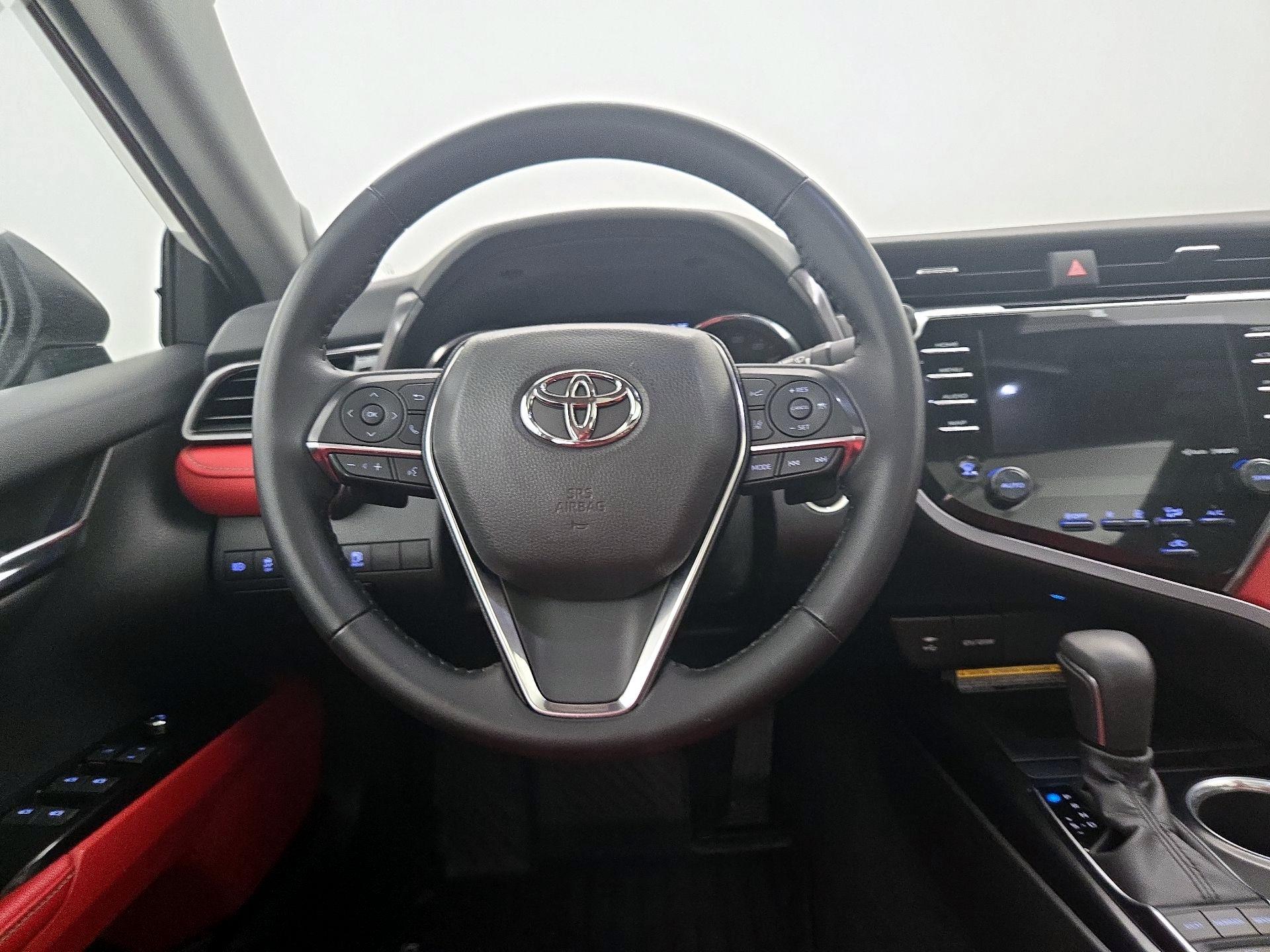 Thumbnail: 2019 Toyota Camry - 10