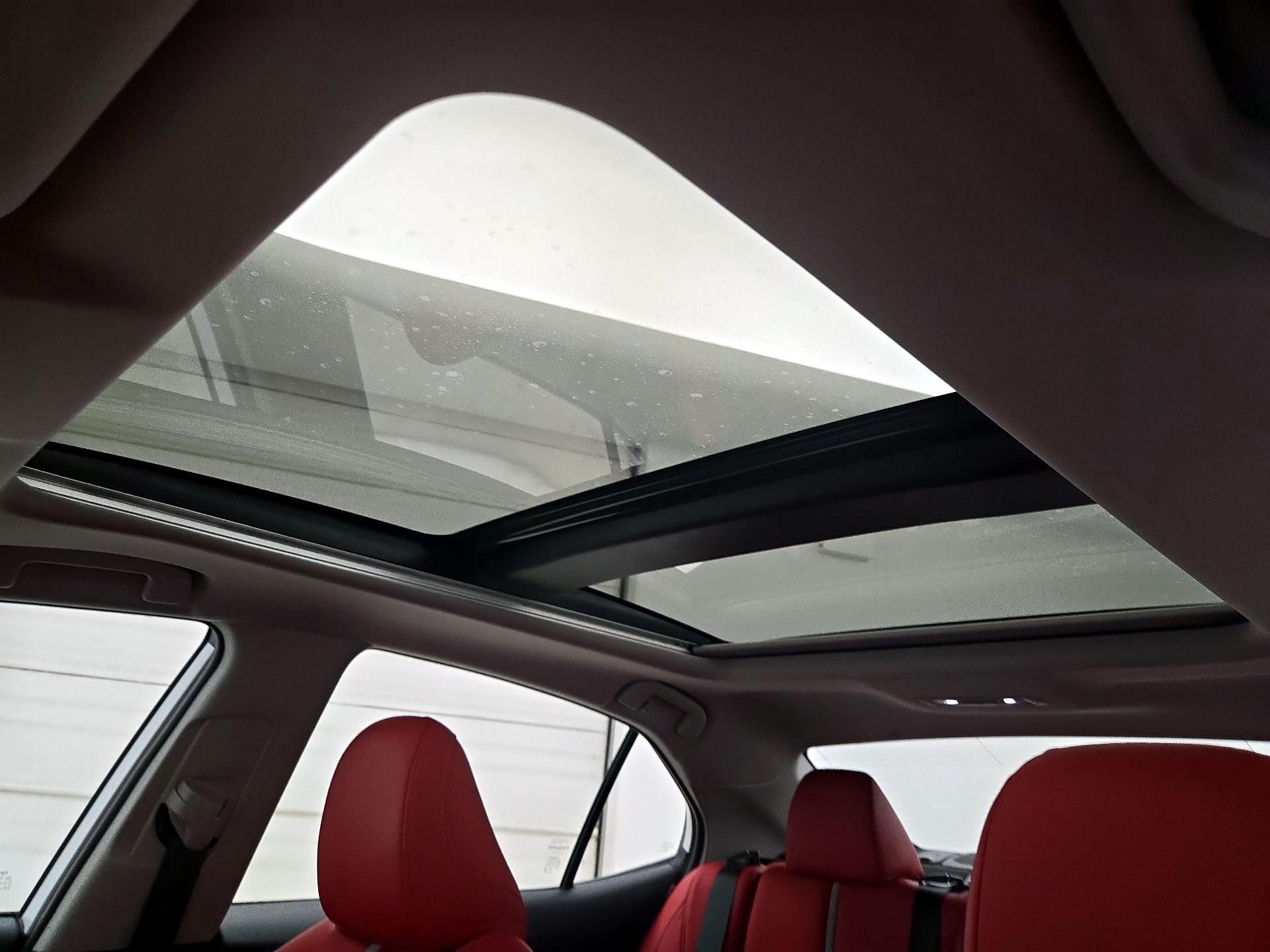 Thumbnail: 2019 Toyota Camry - 19