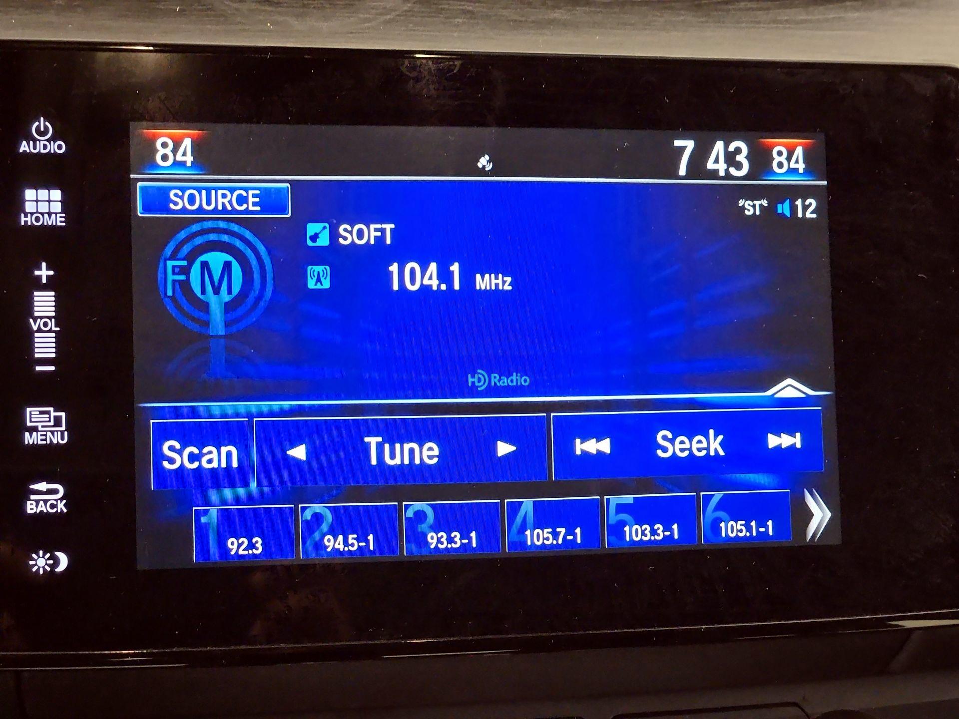 Thumbnail: 2018 Honda Clarity - 15