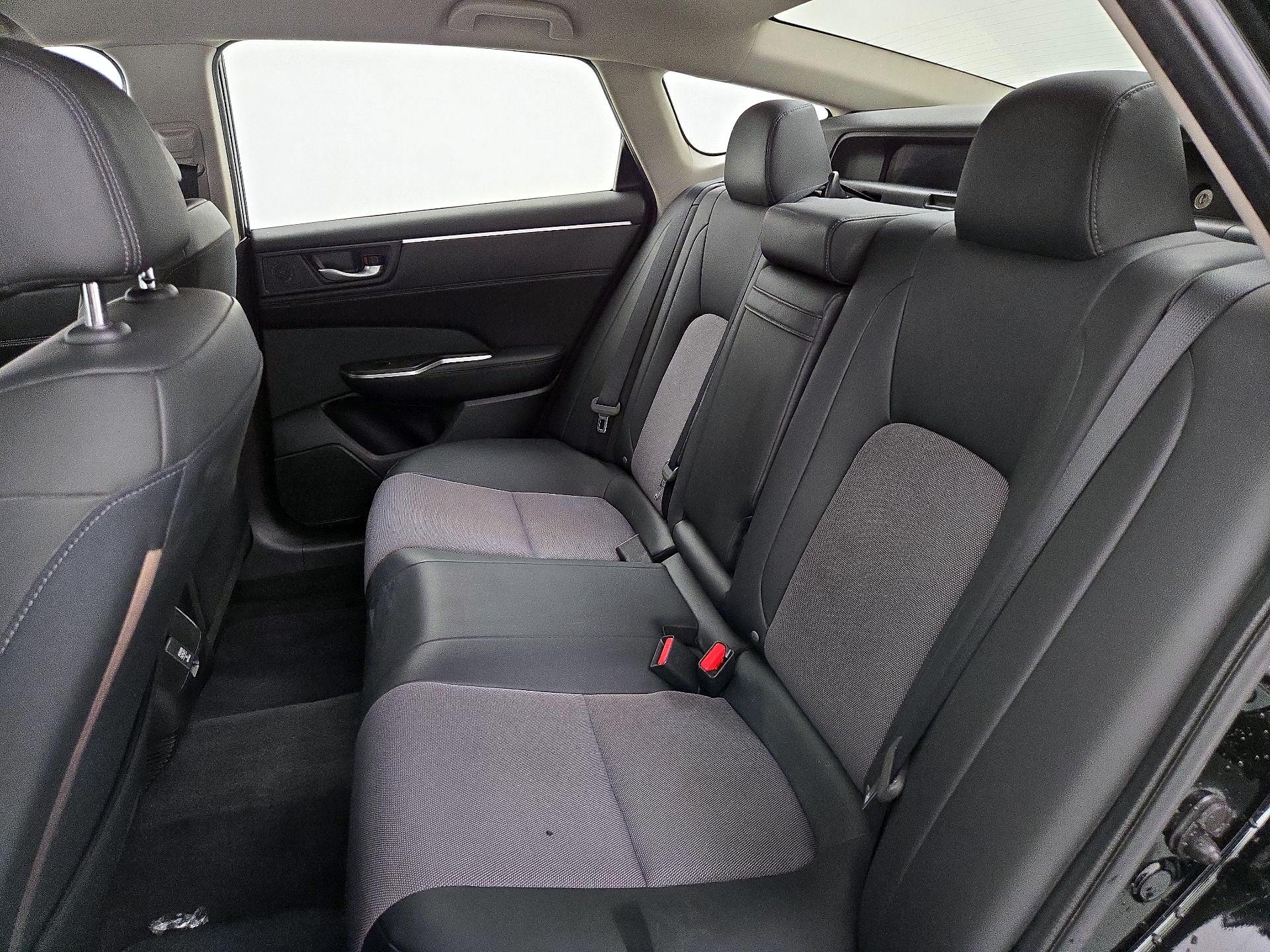 Thumbnail: 2018 Honda Clarity - 19