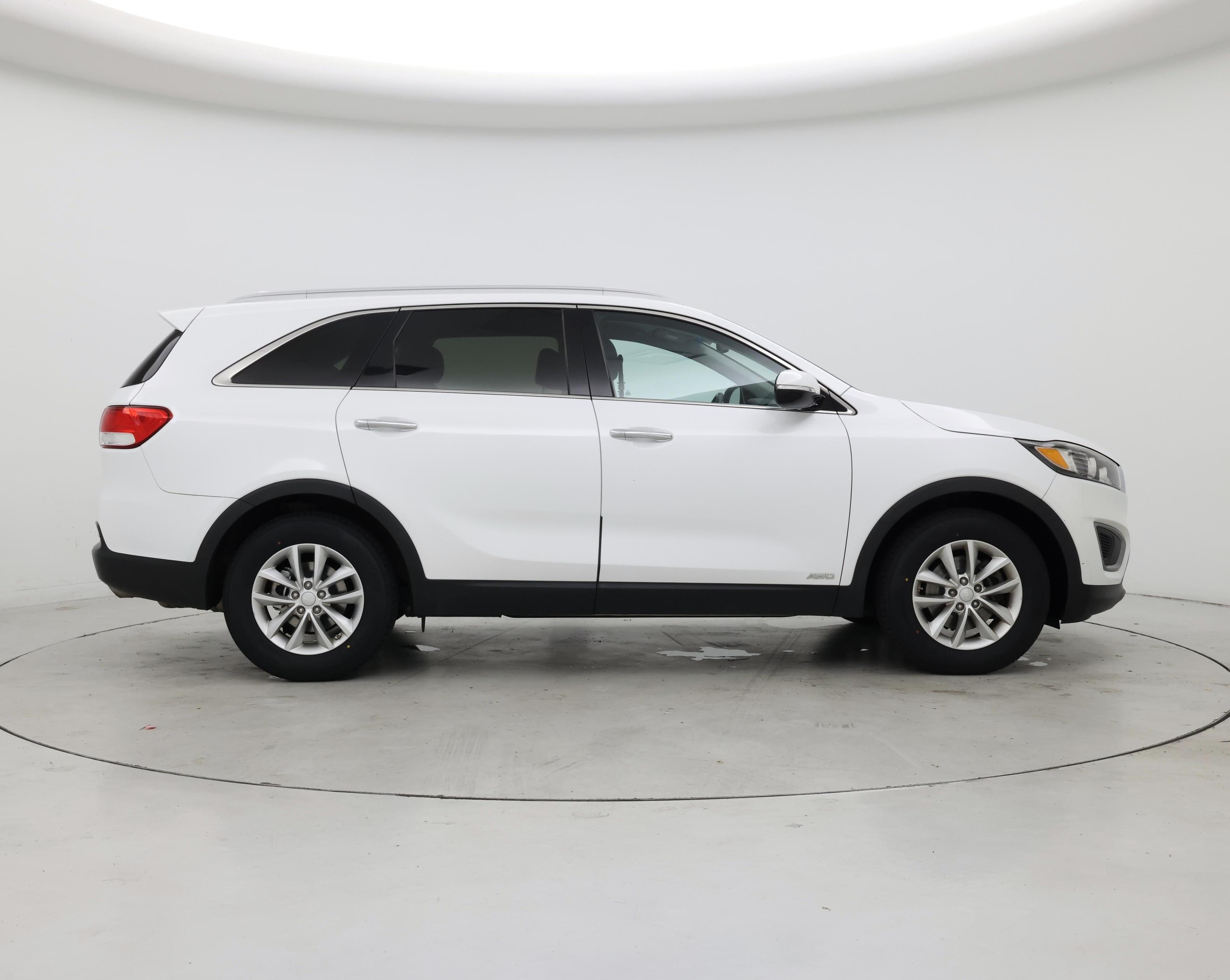 Thumbnail: 2017 Kia Sorento - 7