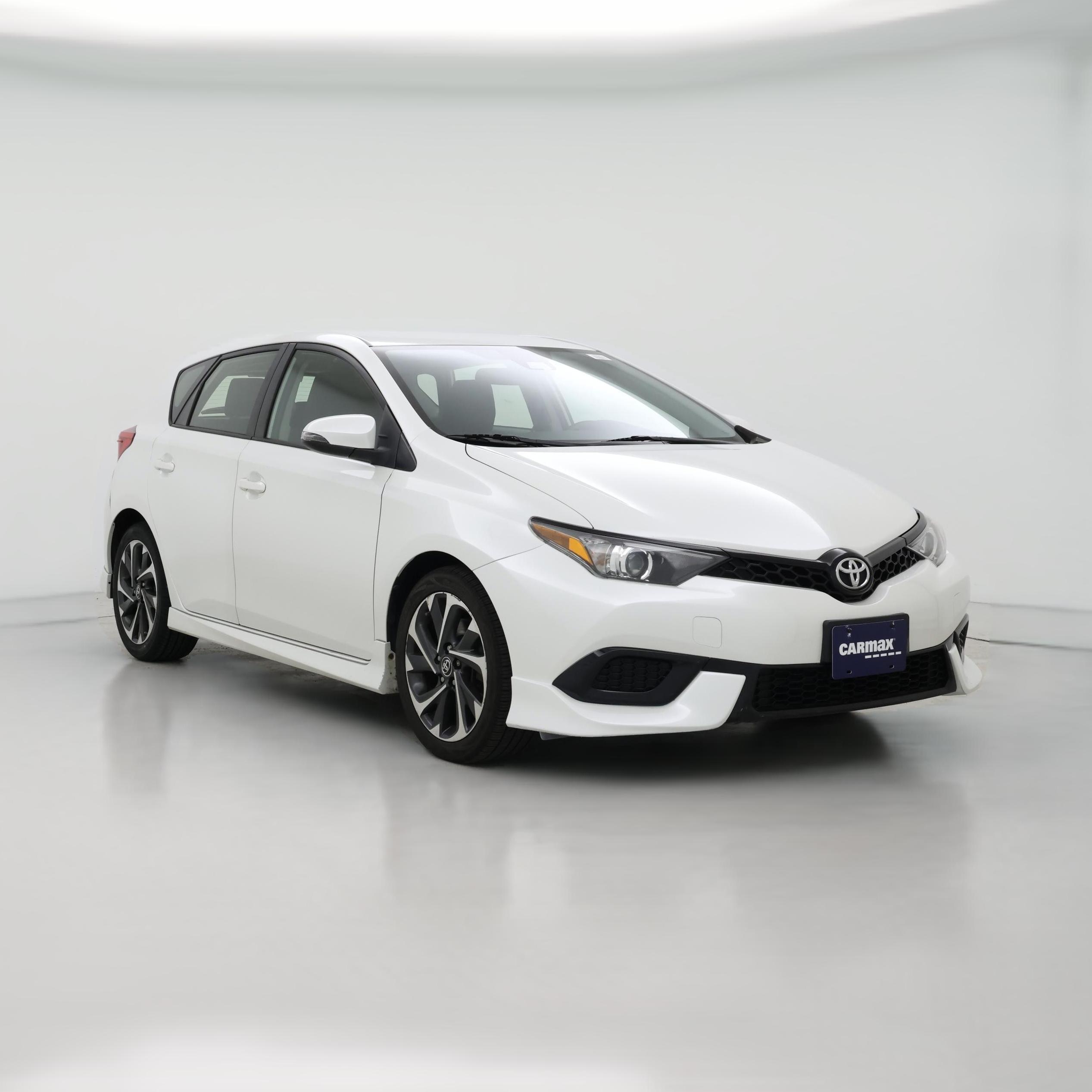 Thumbnail: 2017 Toyota Corolla iM - 1