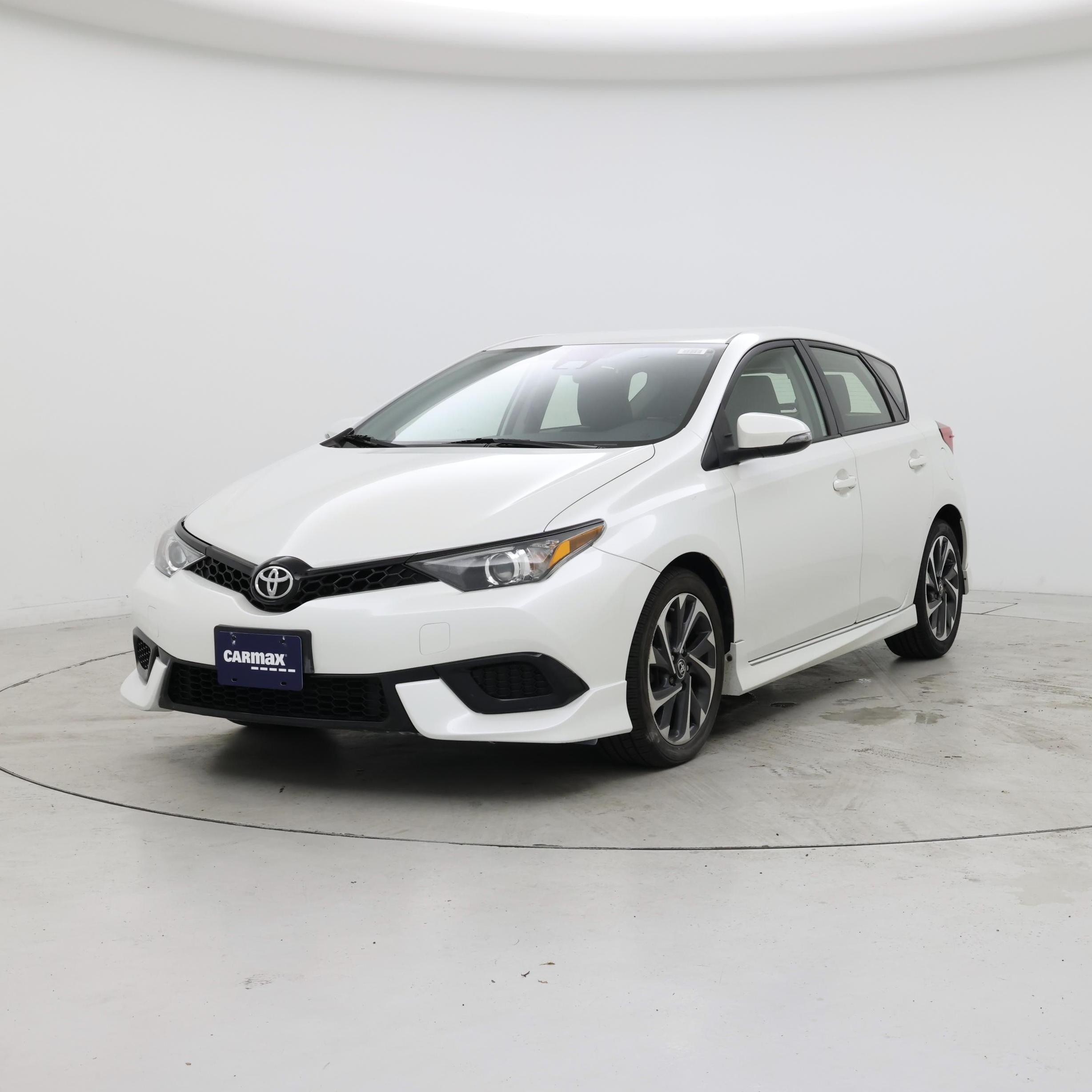 Thumbnail: 2017 Toyota Corolla iM - 4