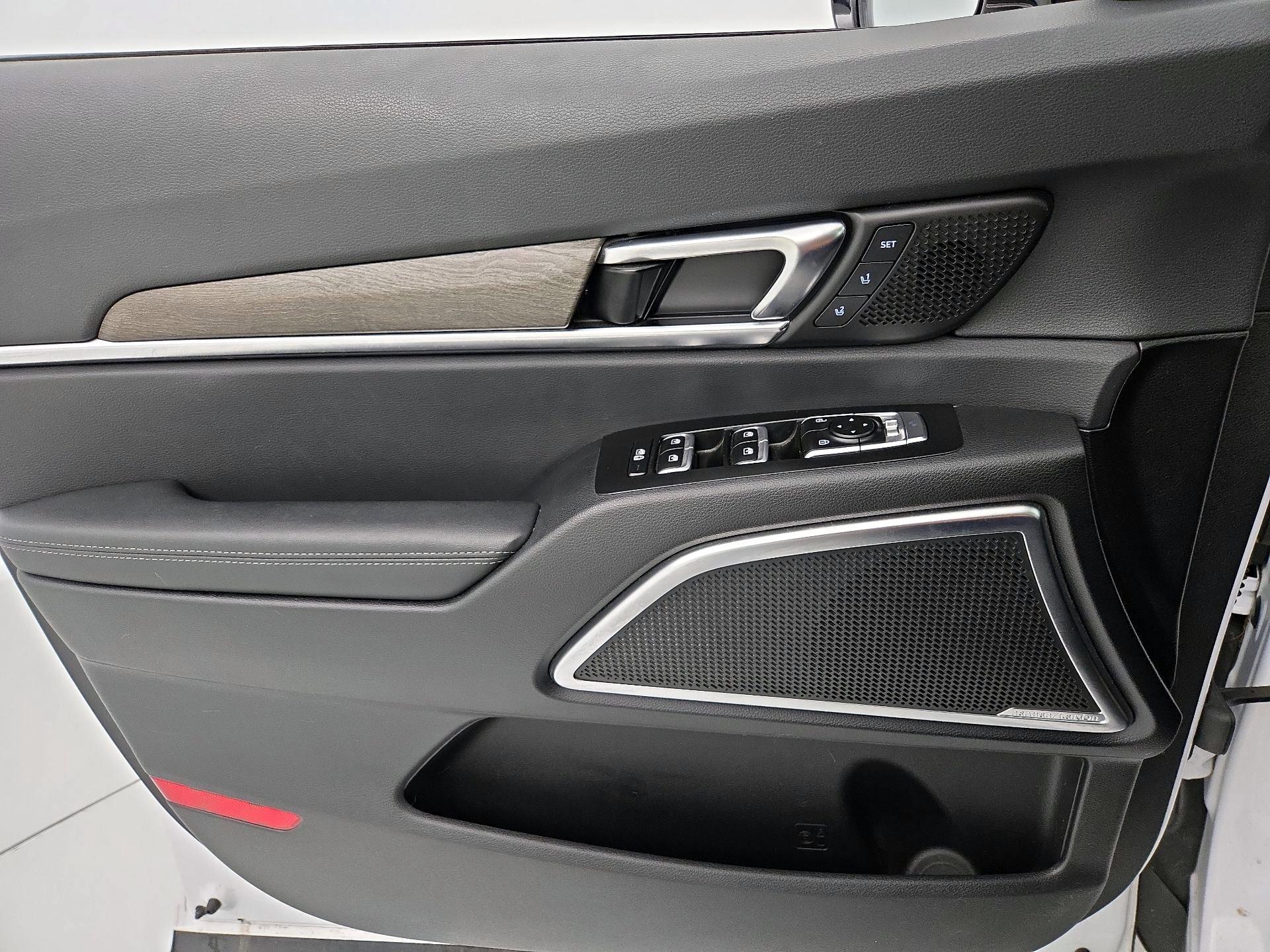 Thumbnail: 2022 Kia Telluride - 12