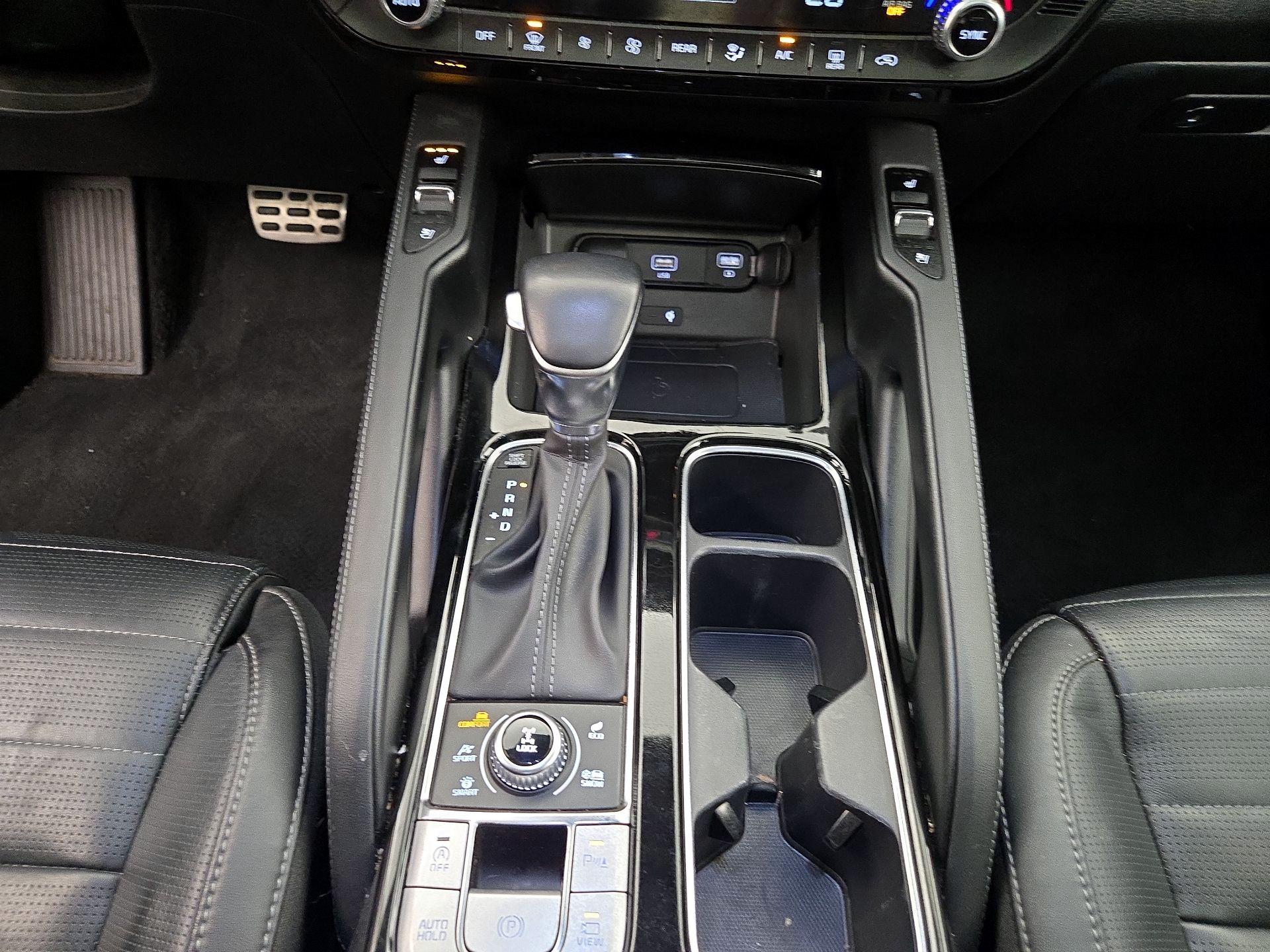 Thumbnail: 2022 Kia Telluride - 18