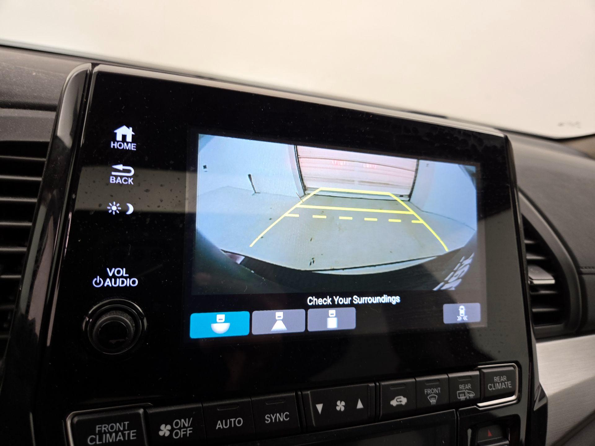 Thumbnail: 2019 Honda Odyssey - 14