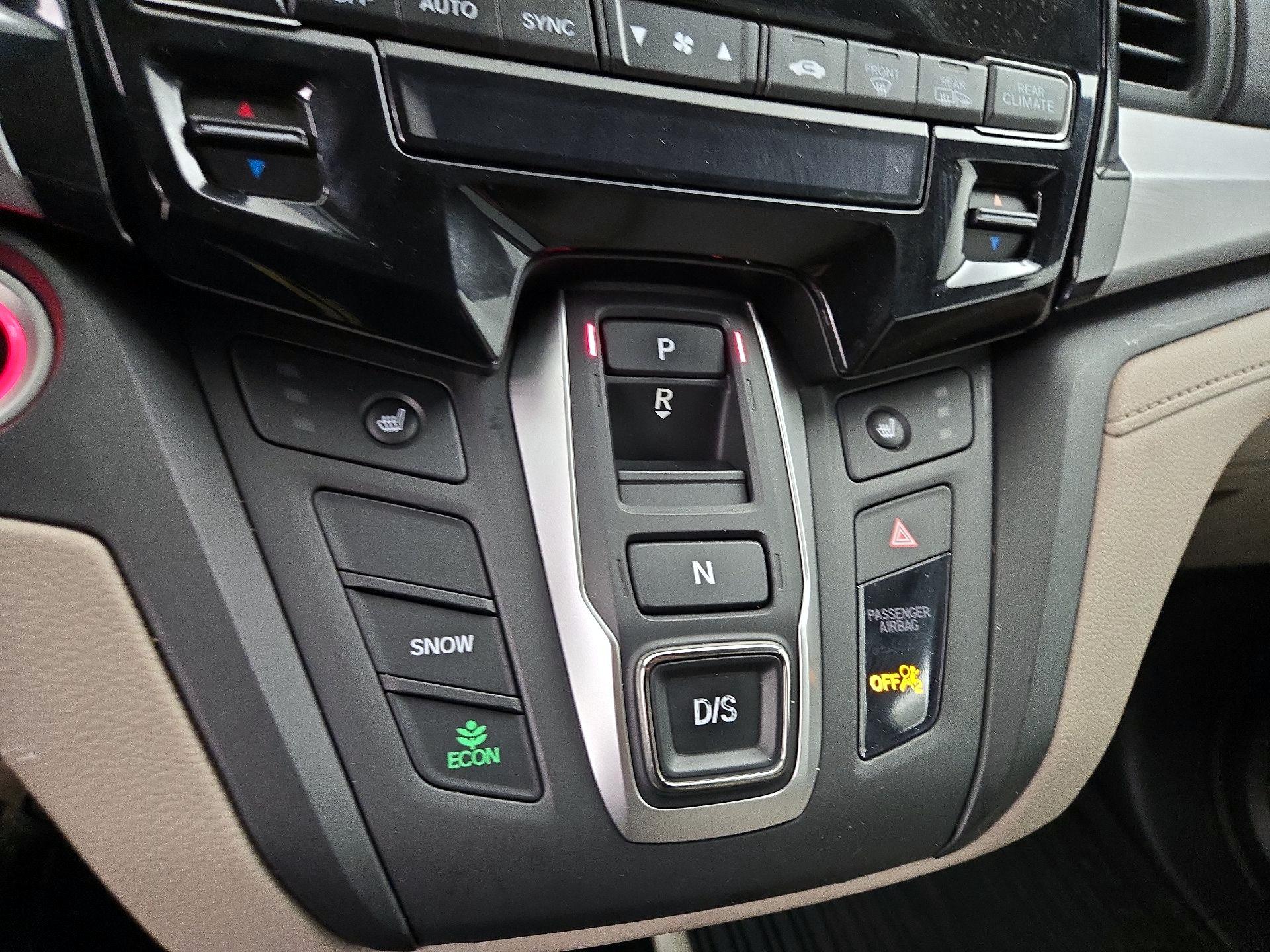 Thumbnail: 2019 Honda Odyssey - 17