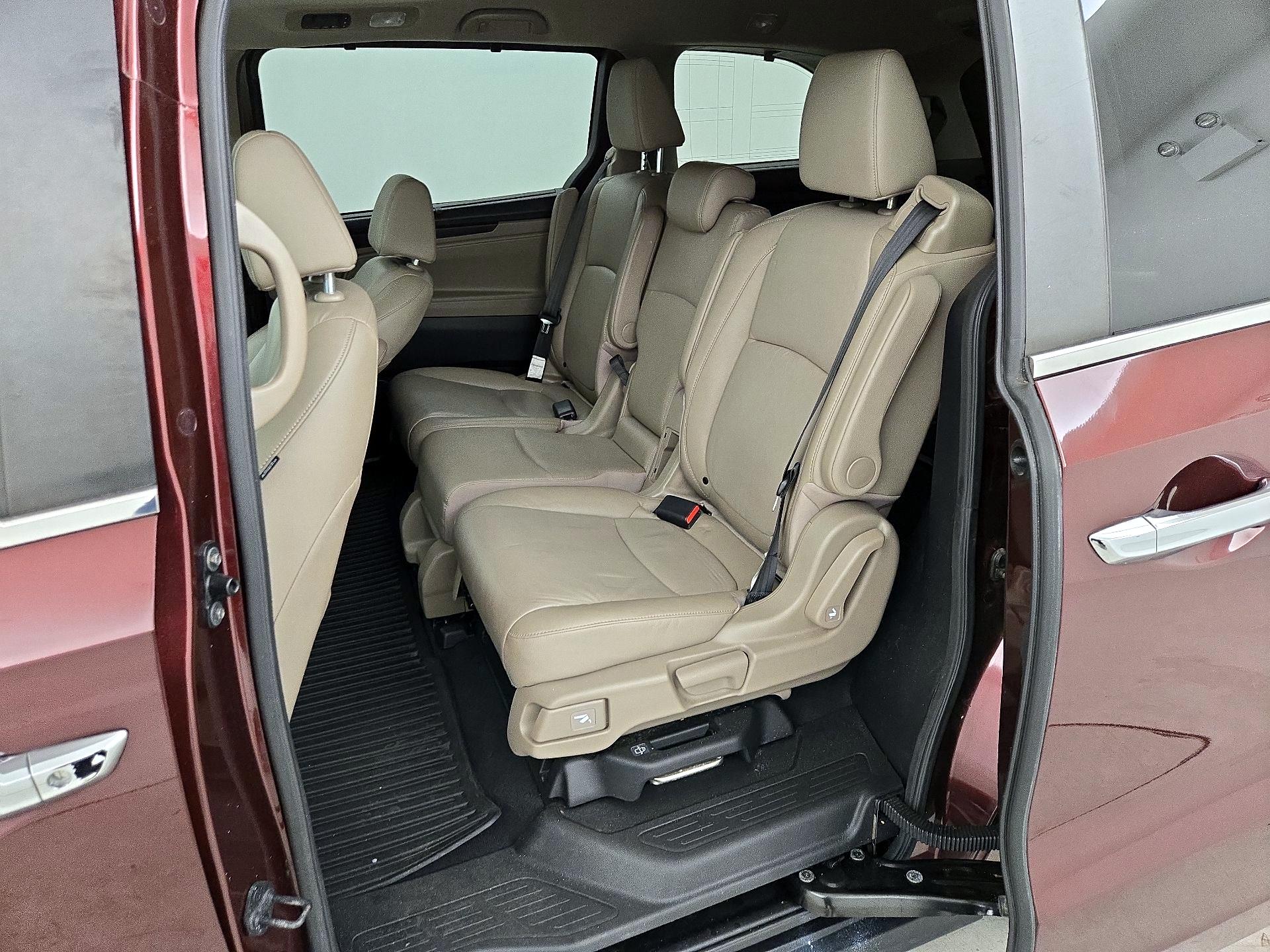 Thumbnail: 2019 Honda Odyssey - 20