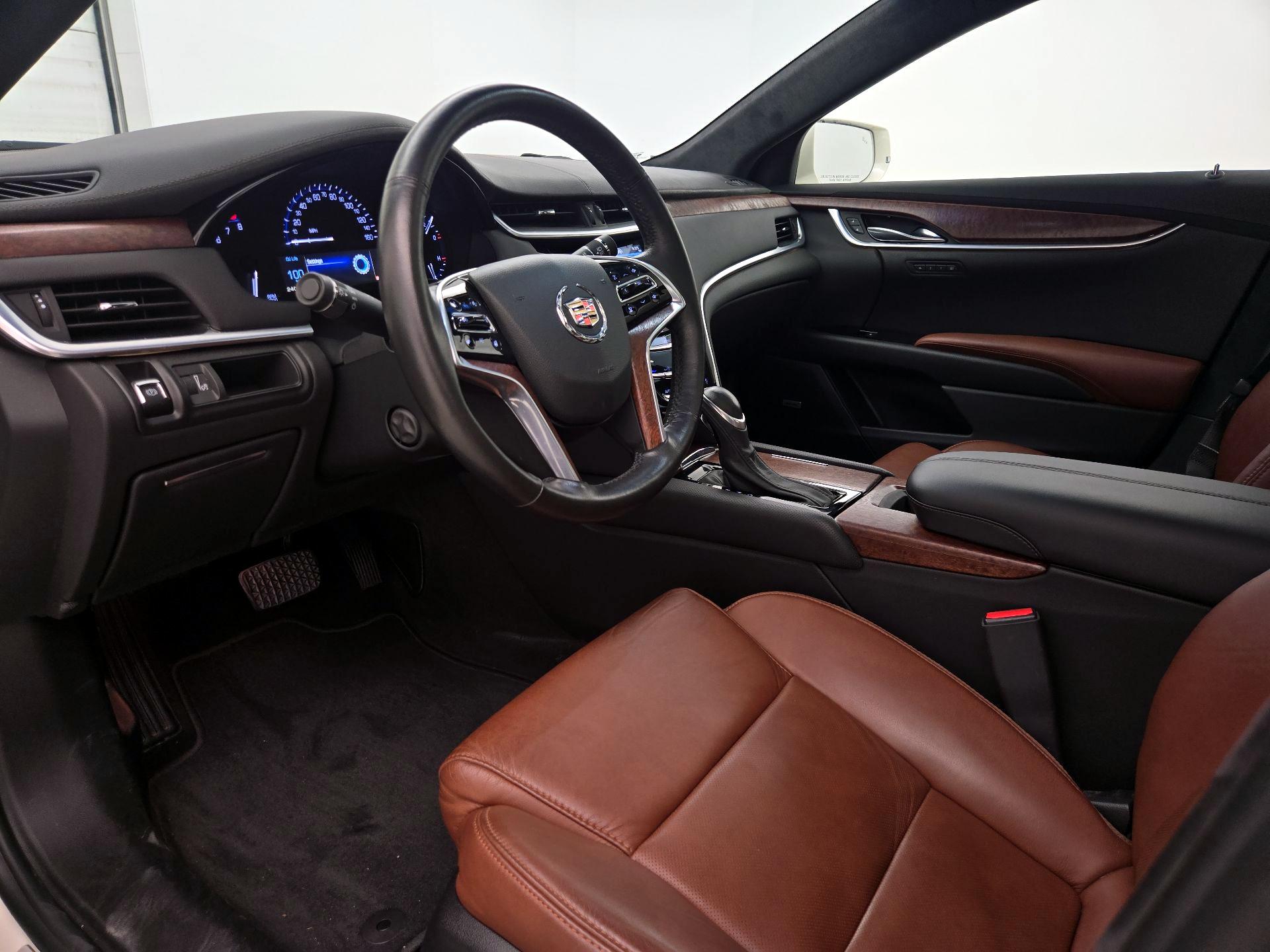 Thumbnail: 2015 Cadillac XTS - 11
