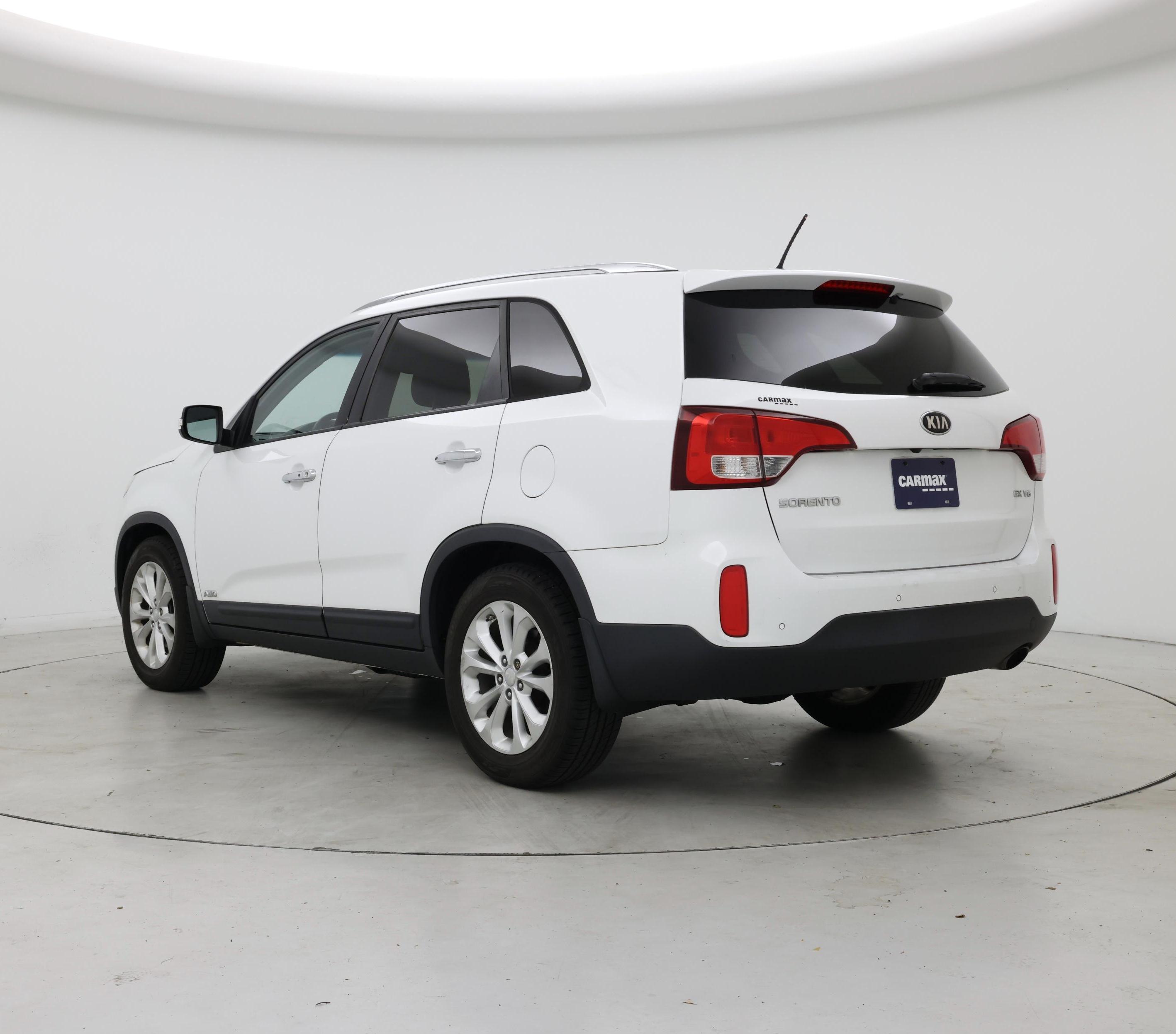 Thumbnail: 2015 Kia Sorento - 2