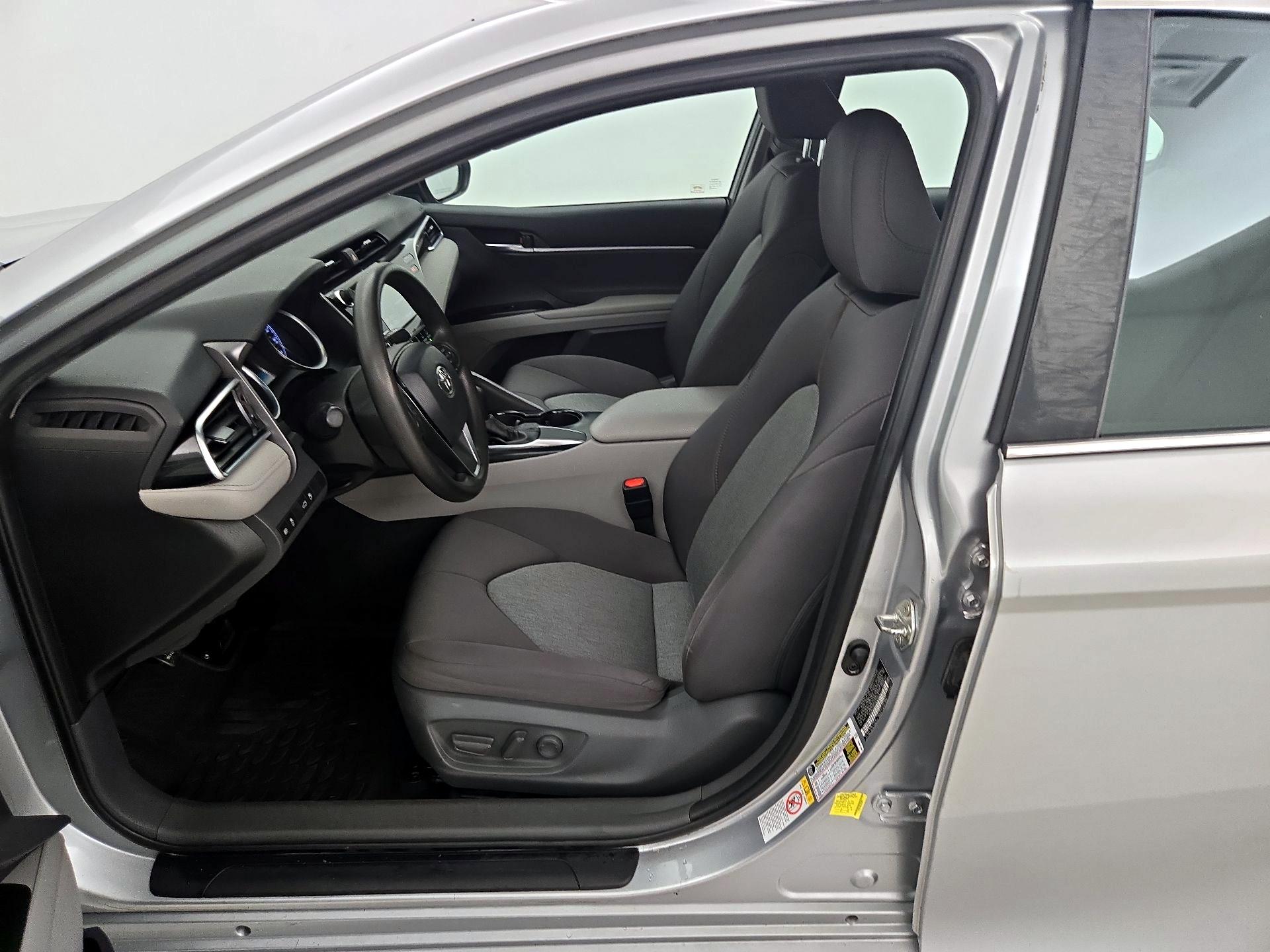 Thumbnail: 2018 Toyota Camry - 11