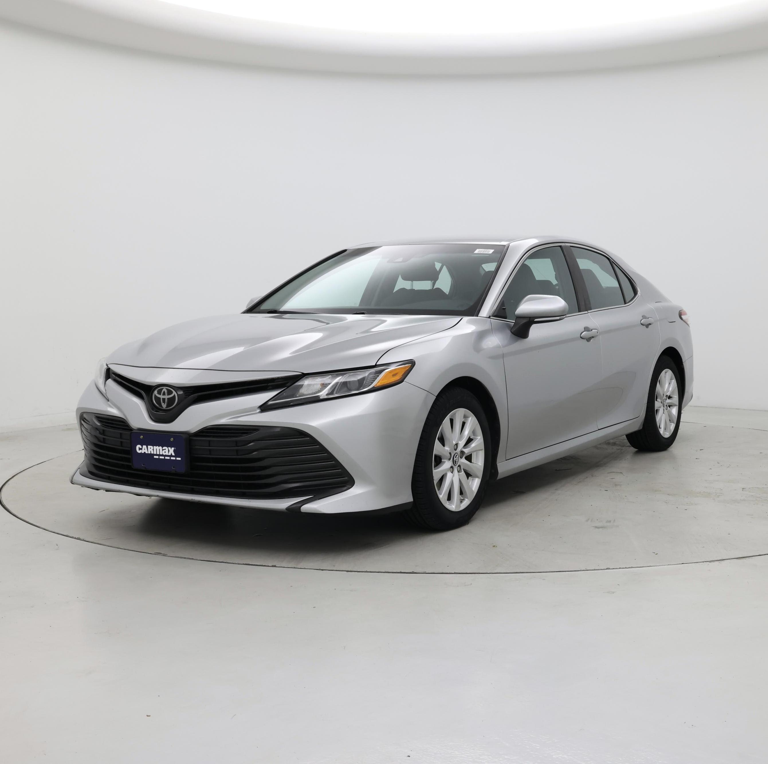 Thumbnail: 2018 Toyota Camry - 4