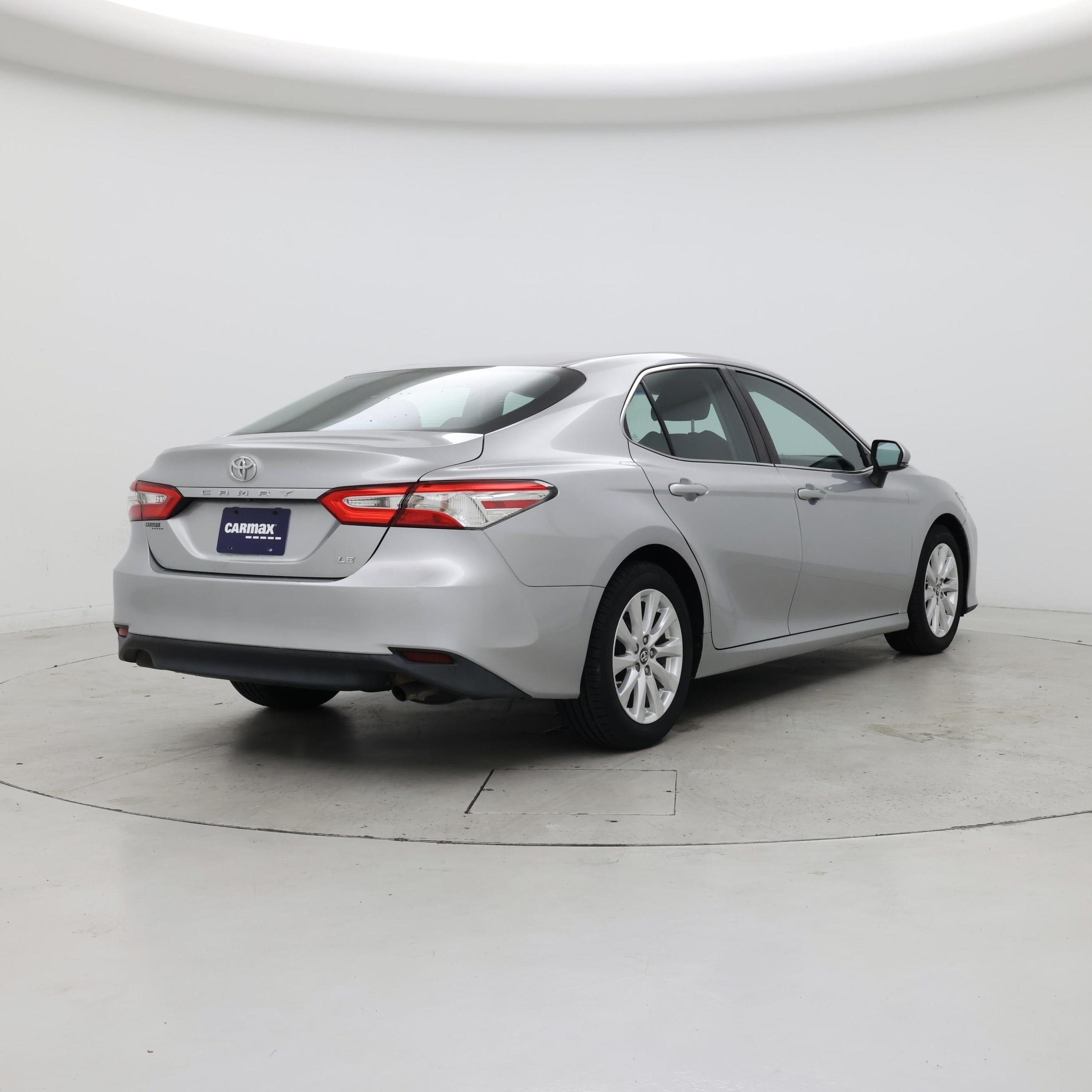Thumbnail: 2018 Toyota Camry - 8
