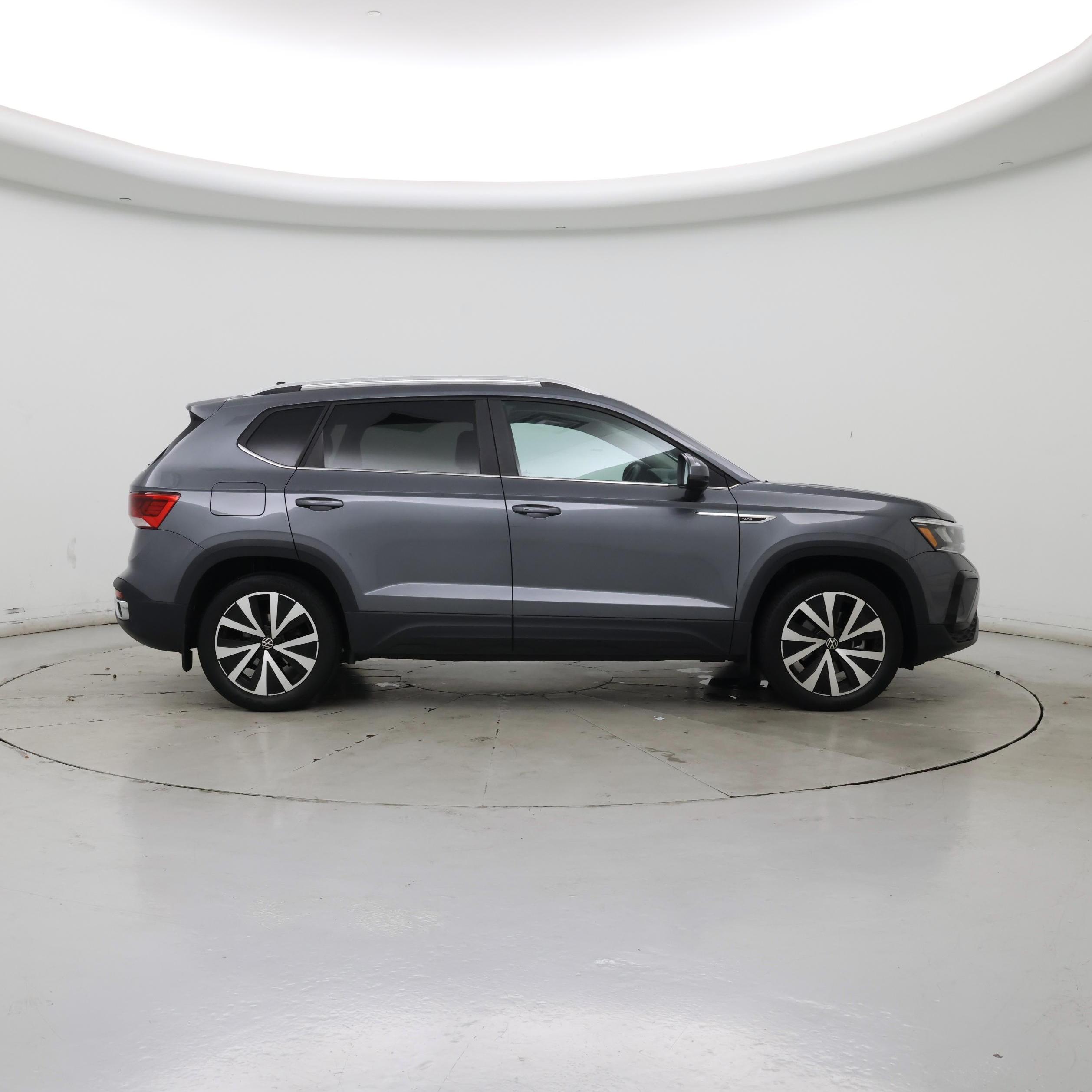Thumbnail: 2022 Volkswagen Taos - 7