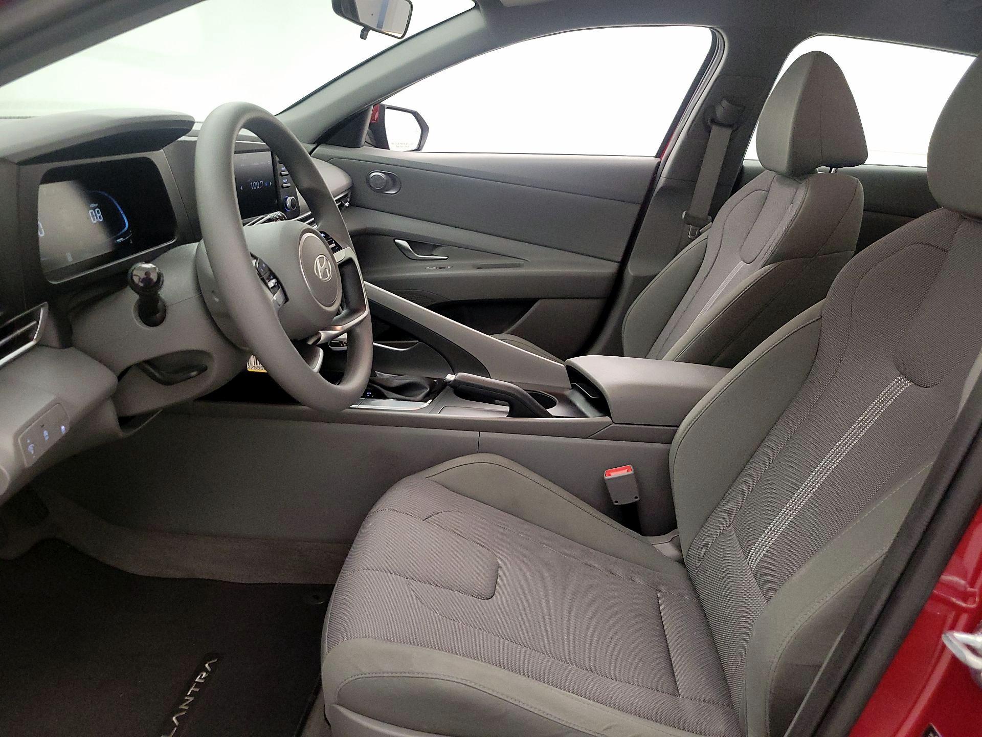 Thumbnail: 2024 Hyundai Elantra - 11