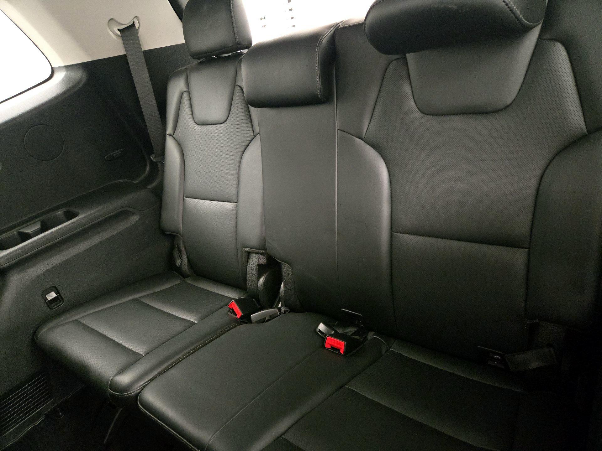 Thumbnail: 2021 Kia Telluride - 20