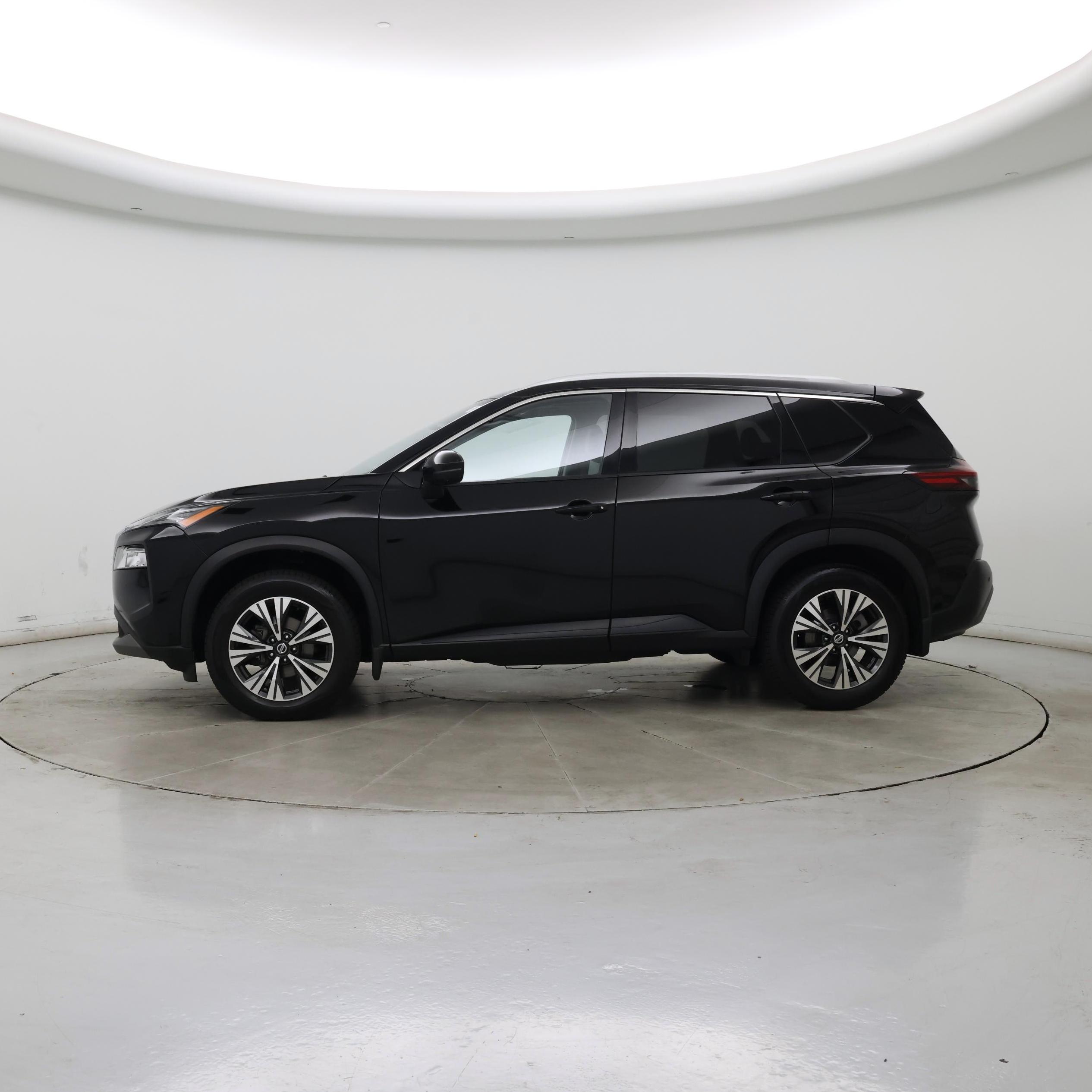Thumbnail: 2021 Nissan Rogue - 3
