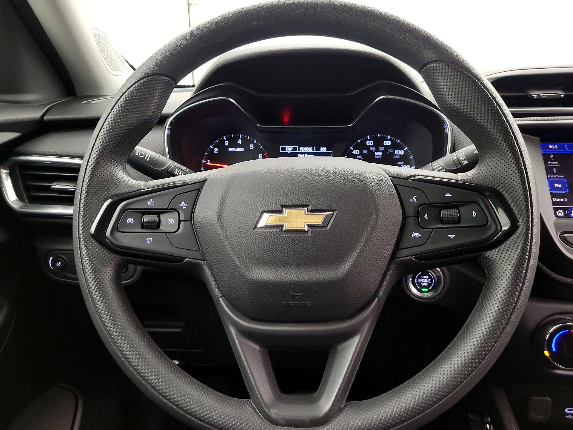 Thumbnail: 2023 Chevrolet TrailBlazer - 10