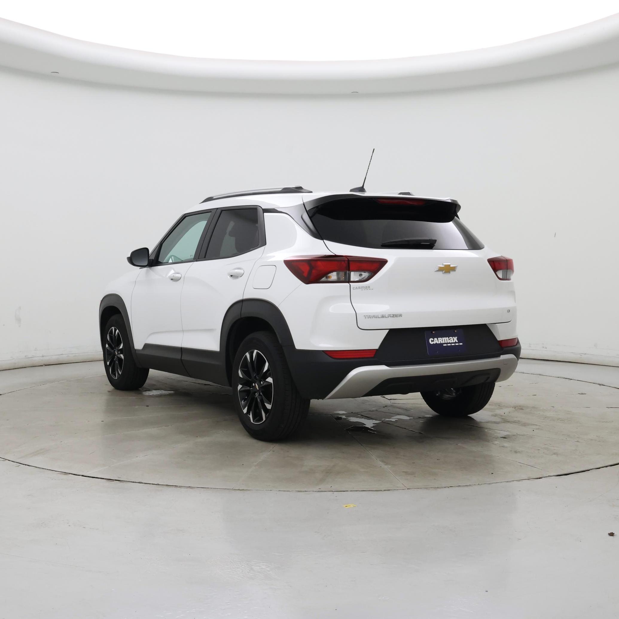 Thumbnail: 2023 Chevrolet TrailBlazer - 2