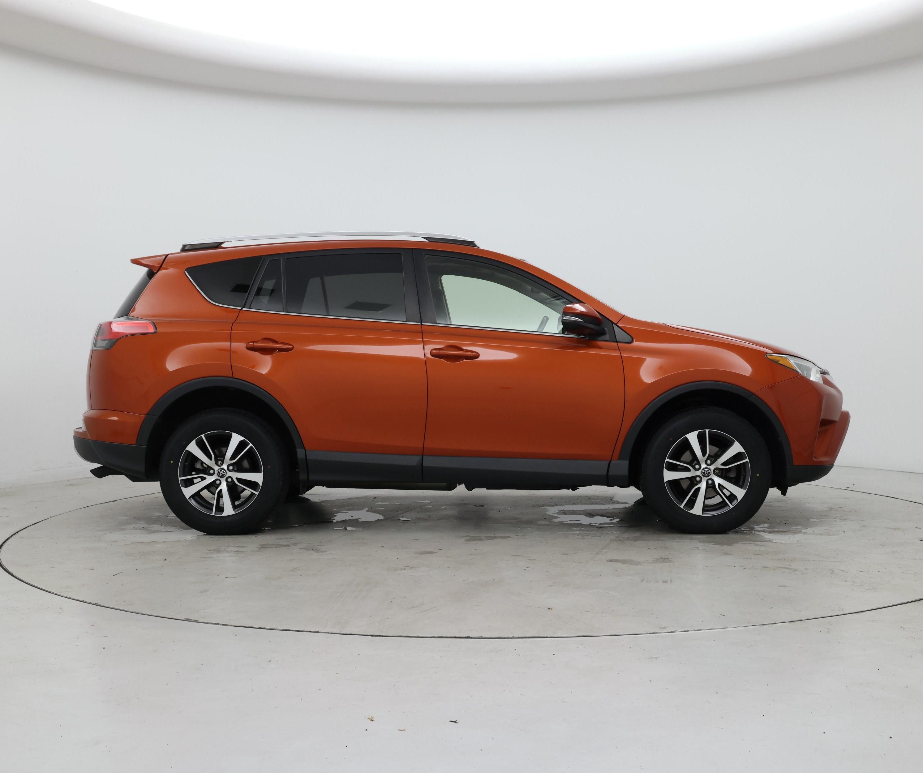 Thumbnail: 2016 Toyota RAV4 - 7