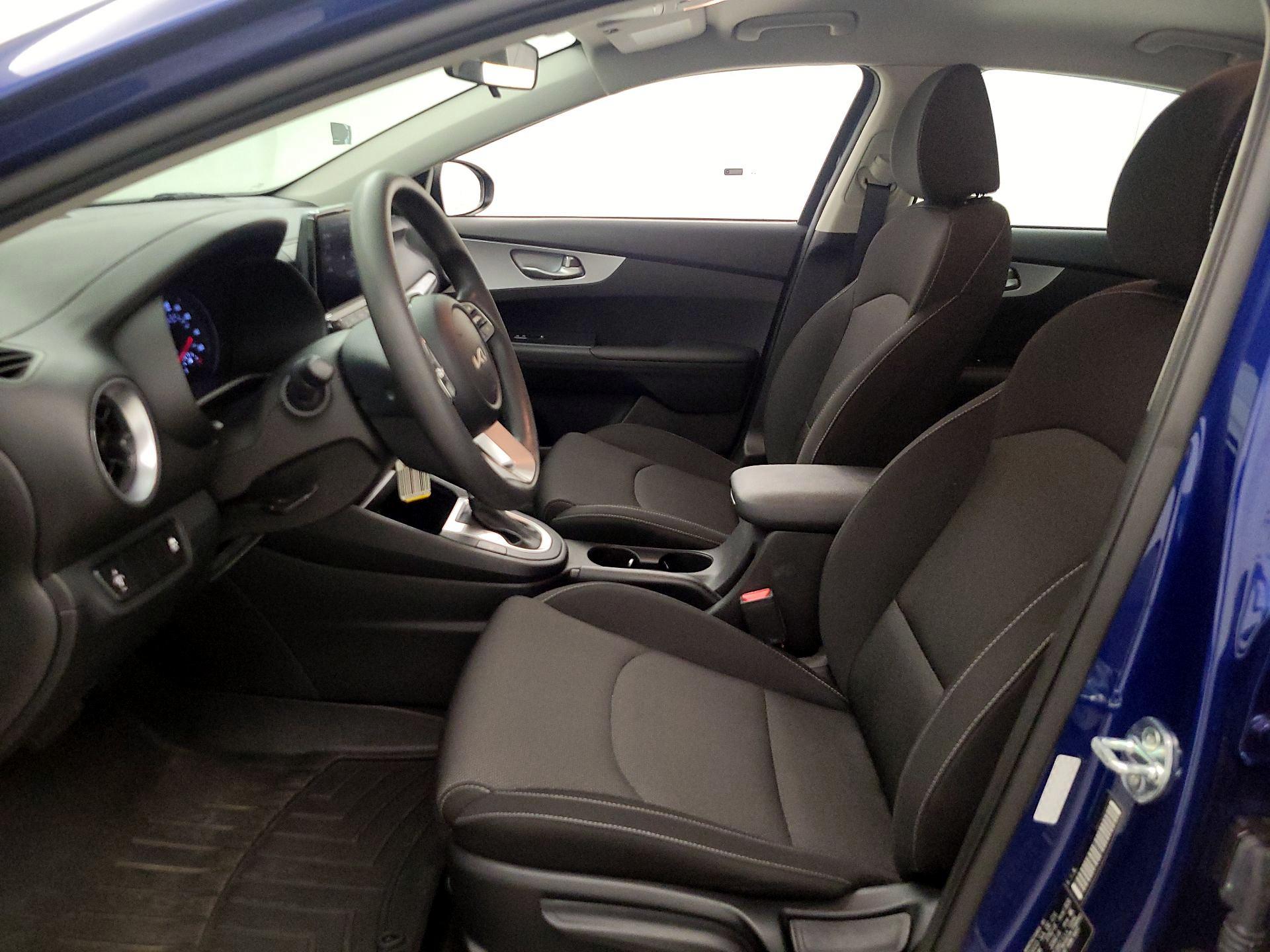 Thumbnail: 2023 Kia Forte - 11