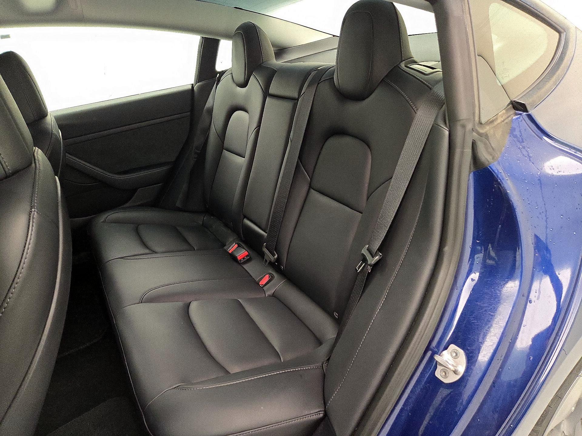 Thumbnail: 2022 Tesla Model 3 - 20