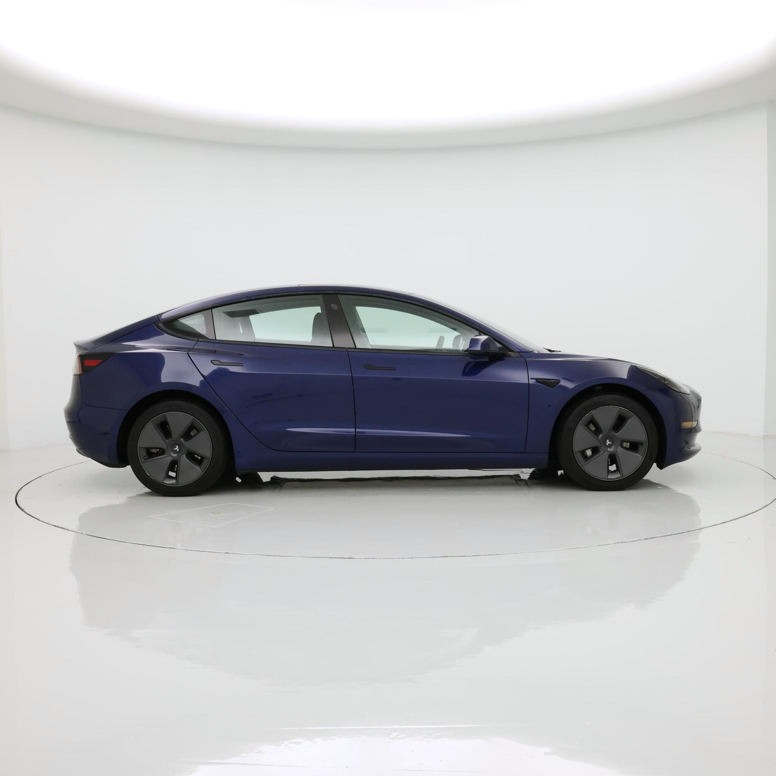 Thumbnail: 2022 Tesla Model 3 - 7