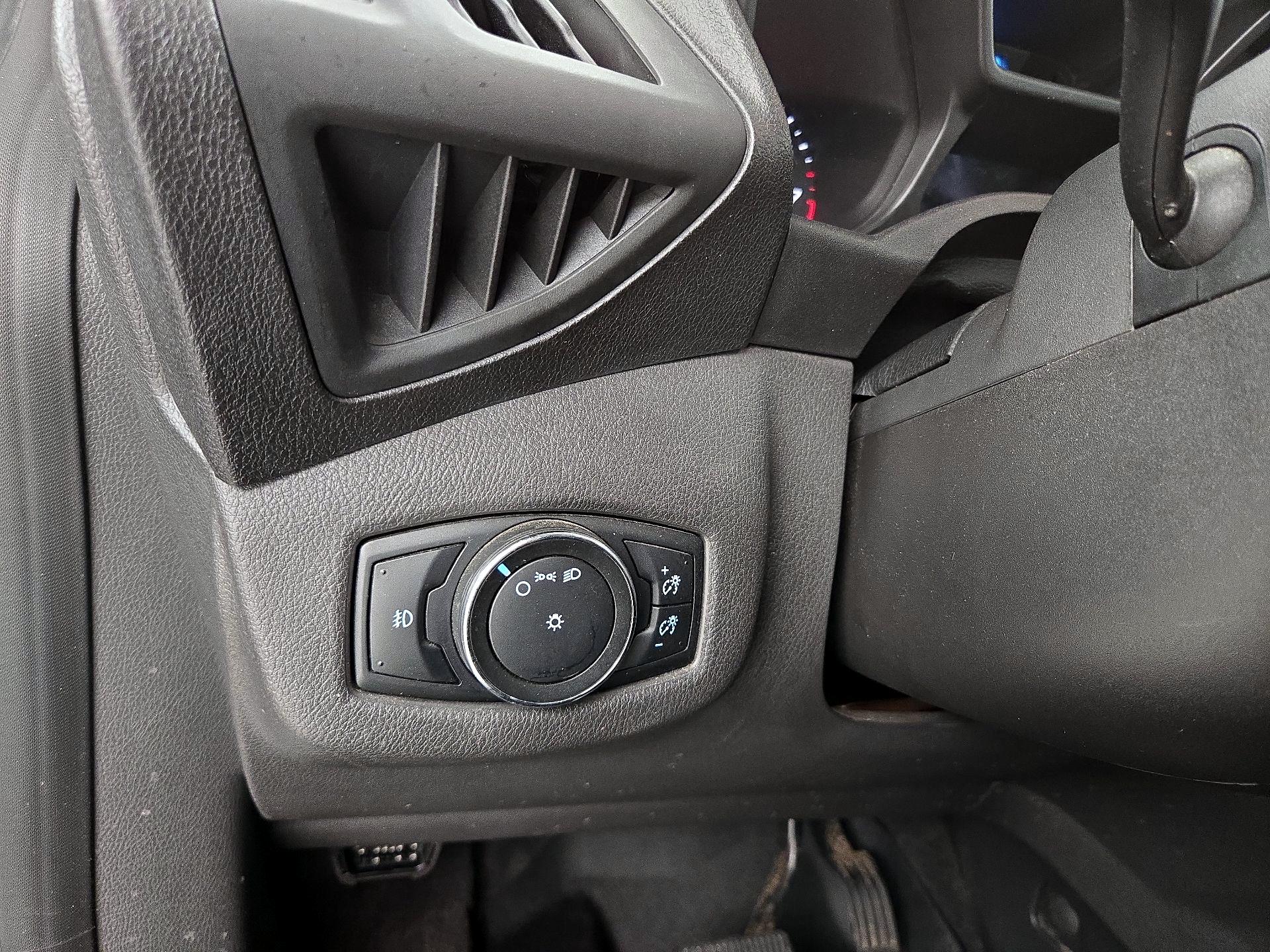 Thumbnail: 2016 Ford Transit Series - 13