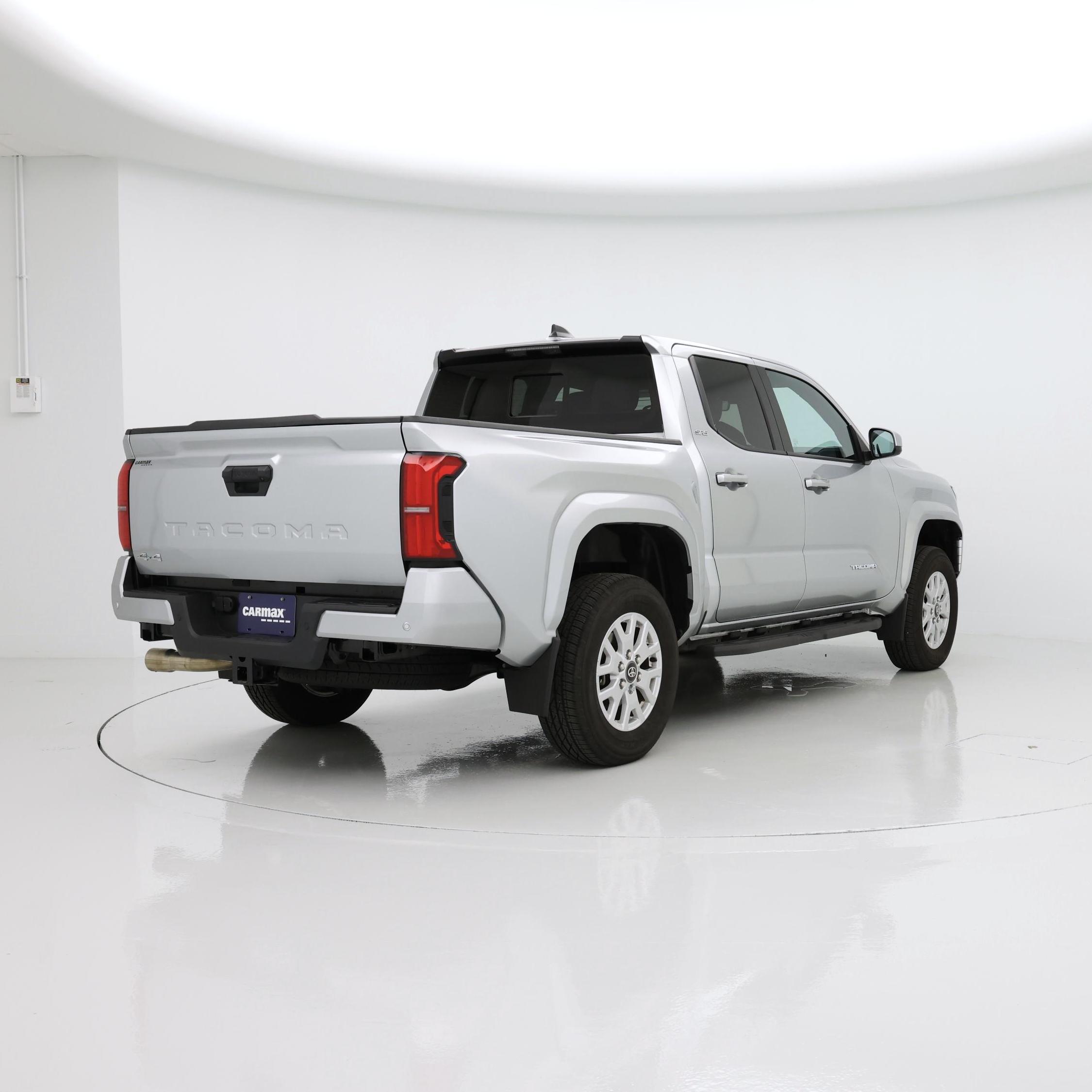 Thumbnail: 2024 Toyota Tacoma - 8