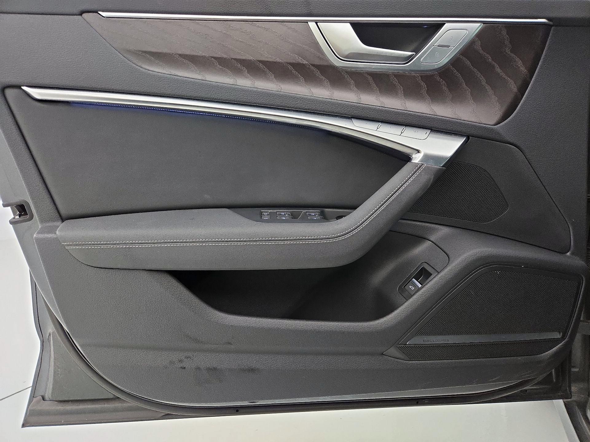 Thumbnail: 2021 Audi A7 - 12