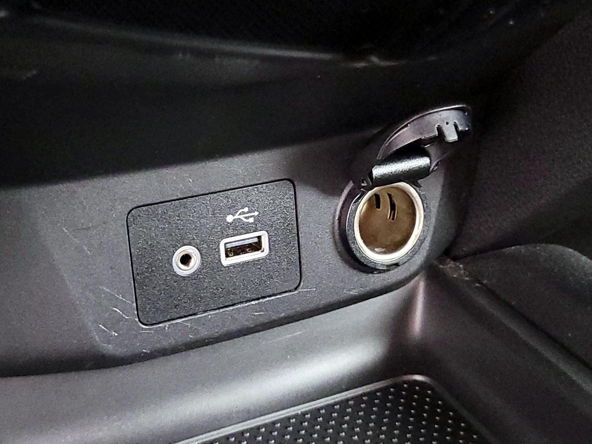 Thumbnail: 2018 Nissan Rogue - 18