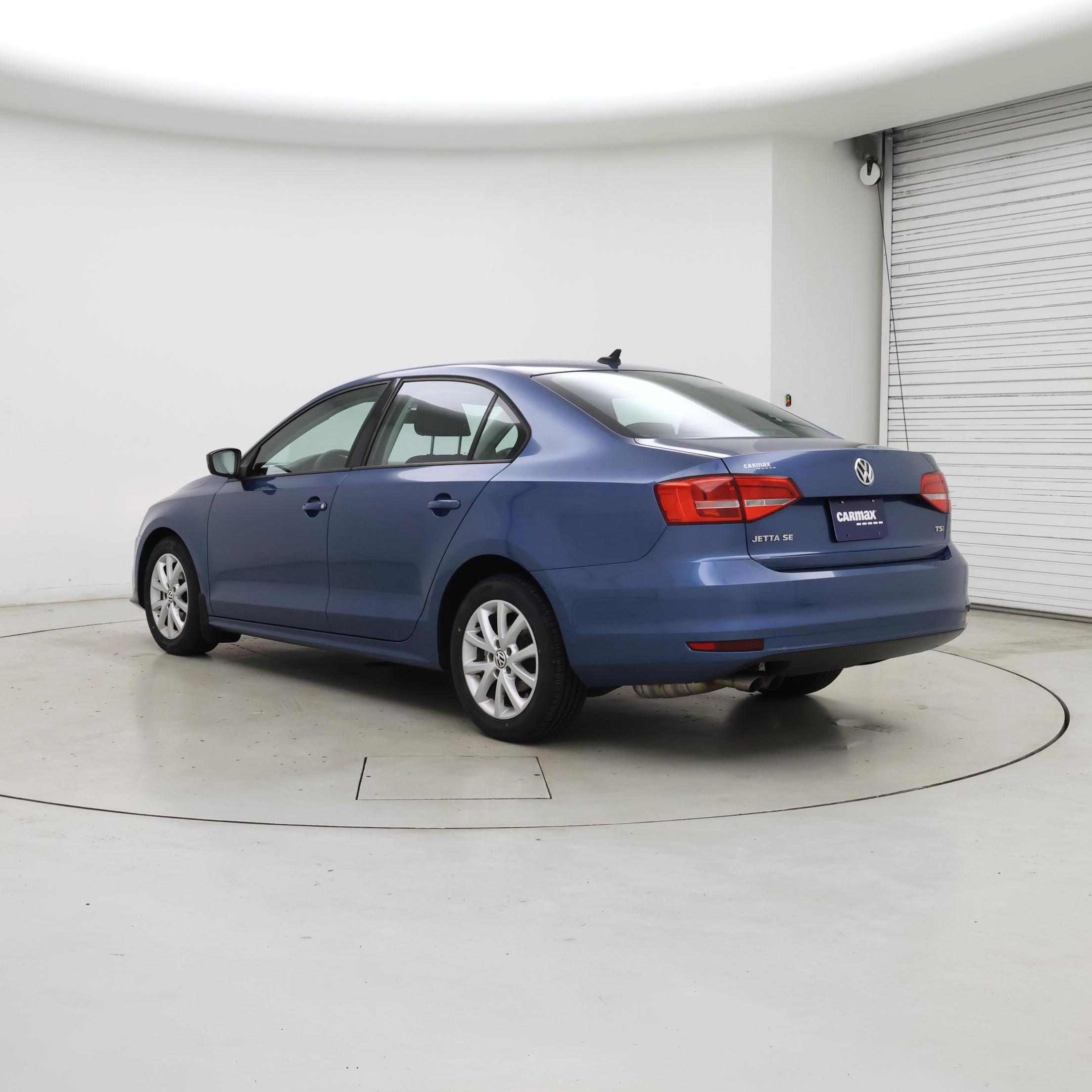 Thumbnail: 2015 Volkswagen Jetta - 2