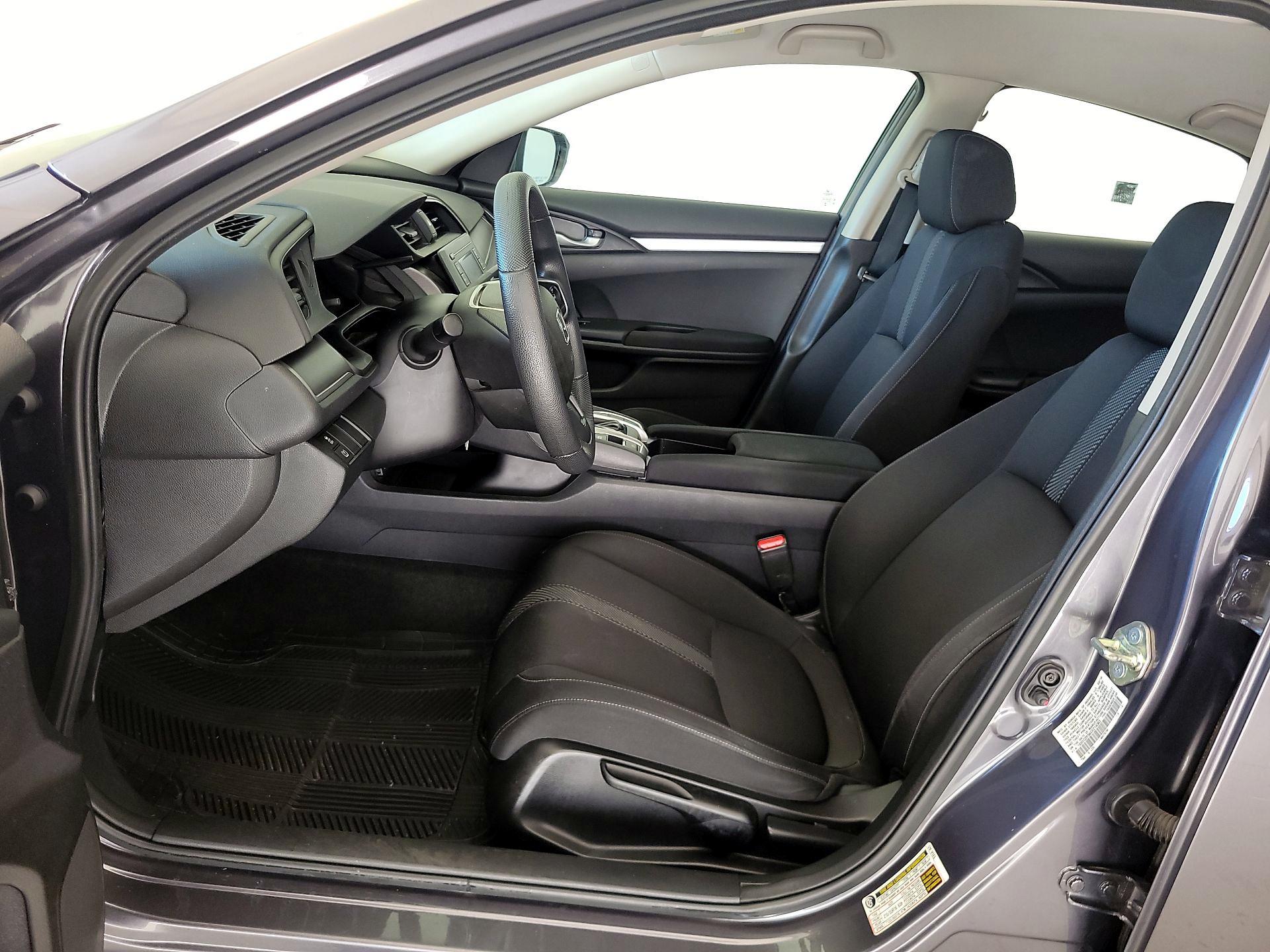 Thumbnail: 2016 Honda Civic - 11