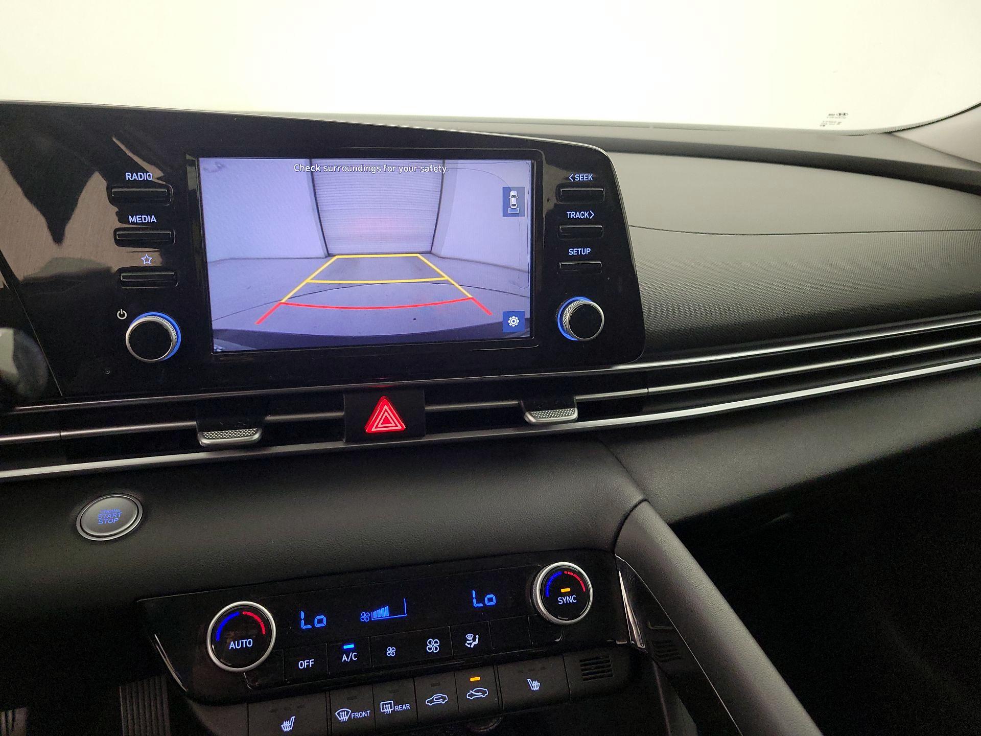 Thumbnail: 2021 Hyundai Elantra - 14