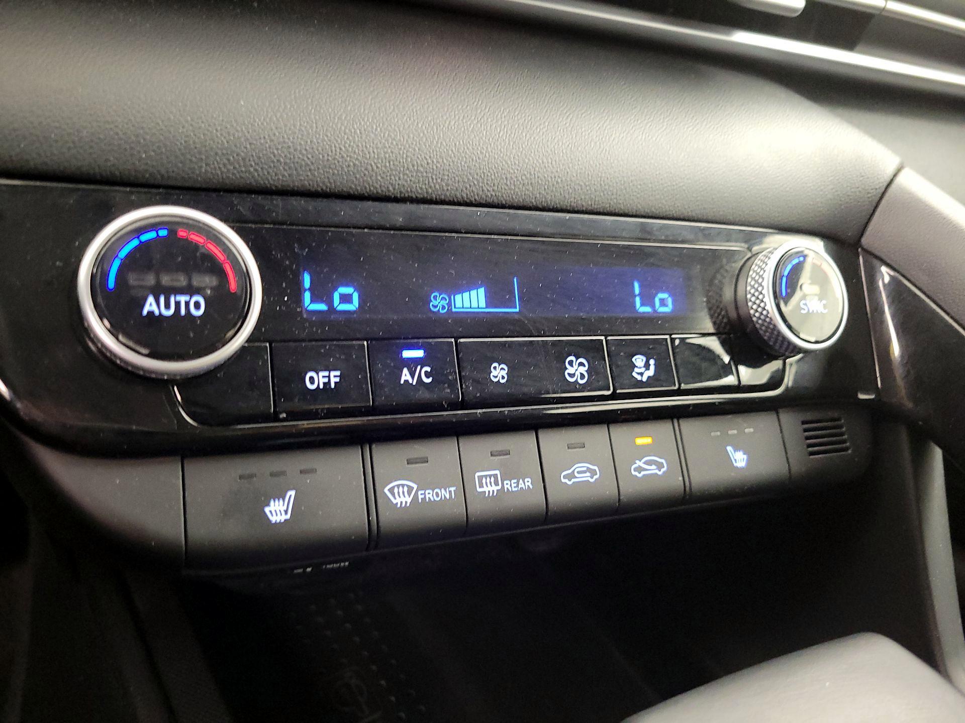 Thumbnail: 2021 Hyundai Elantra - 16