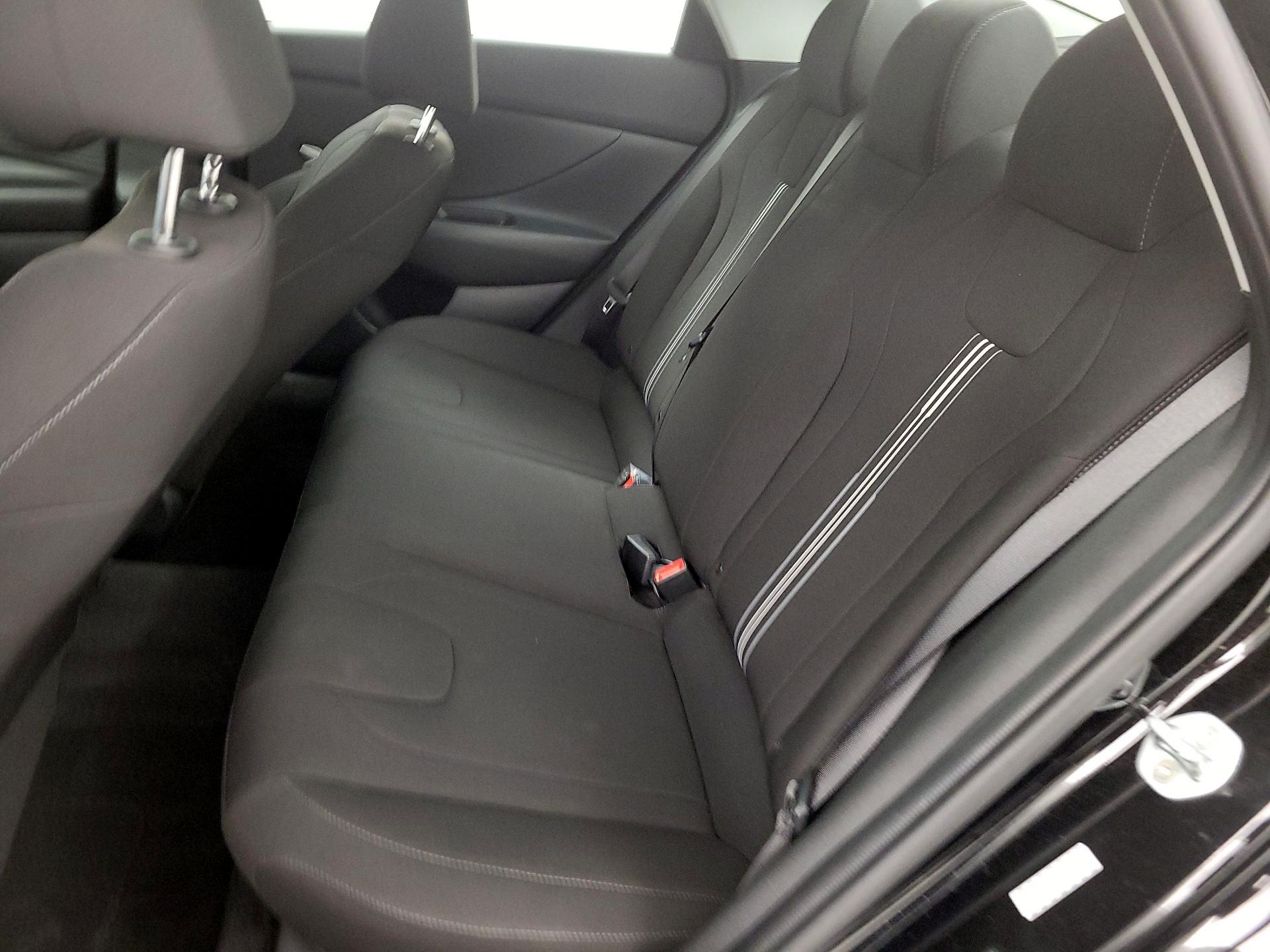 Thumbnail: 2021 Hyundai Elantra - 19