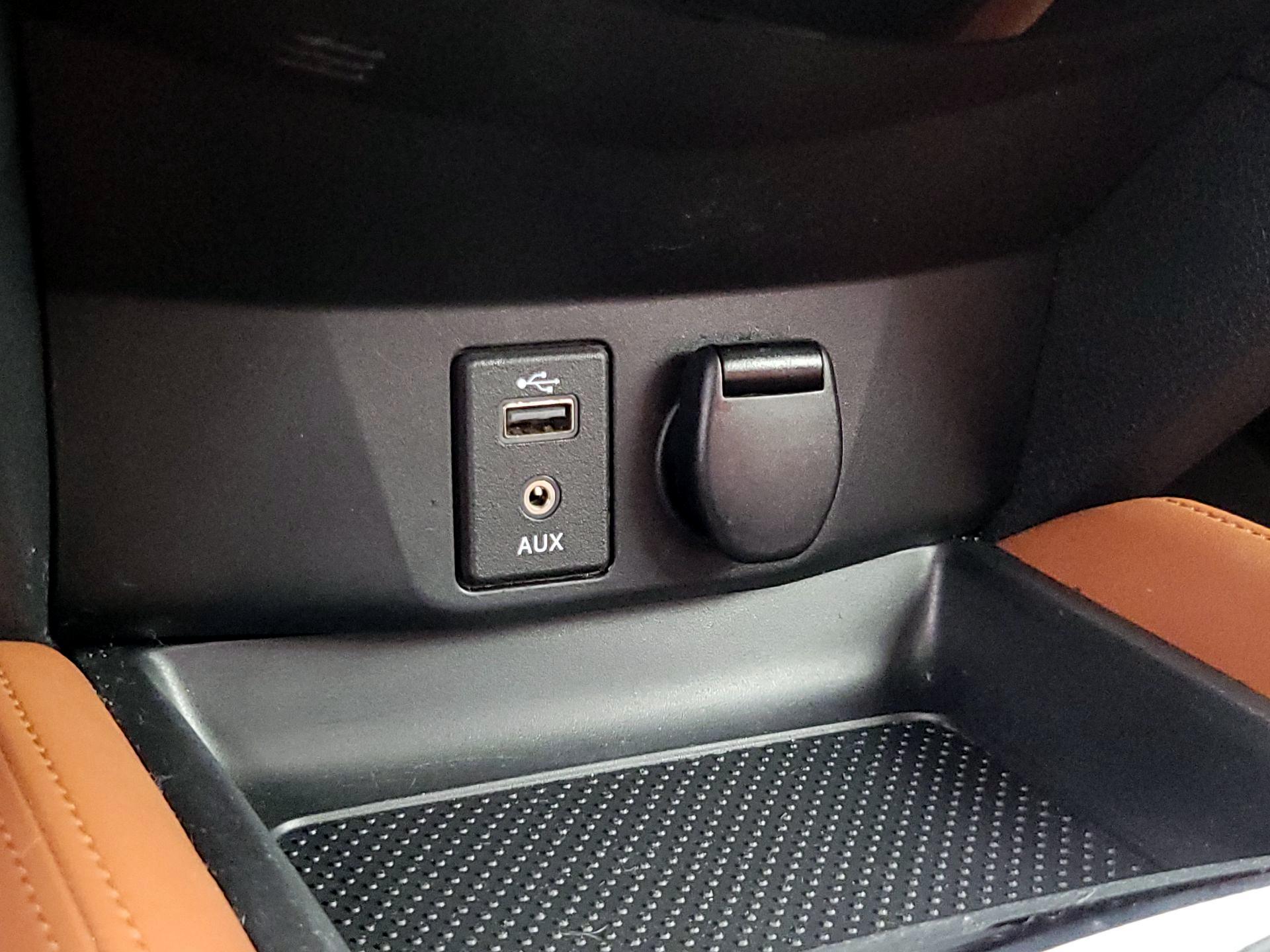 Thumbnail: 2017 Nissan Rogue - 19