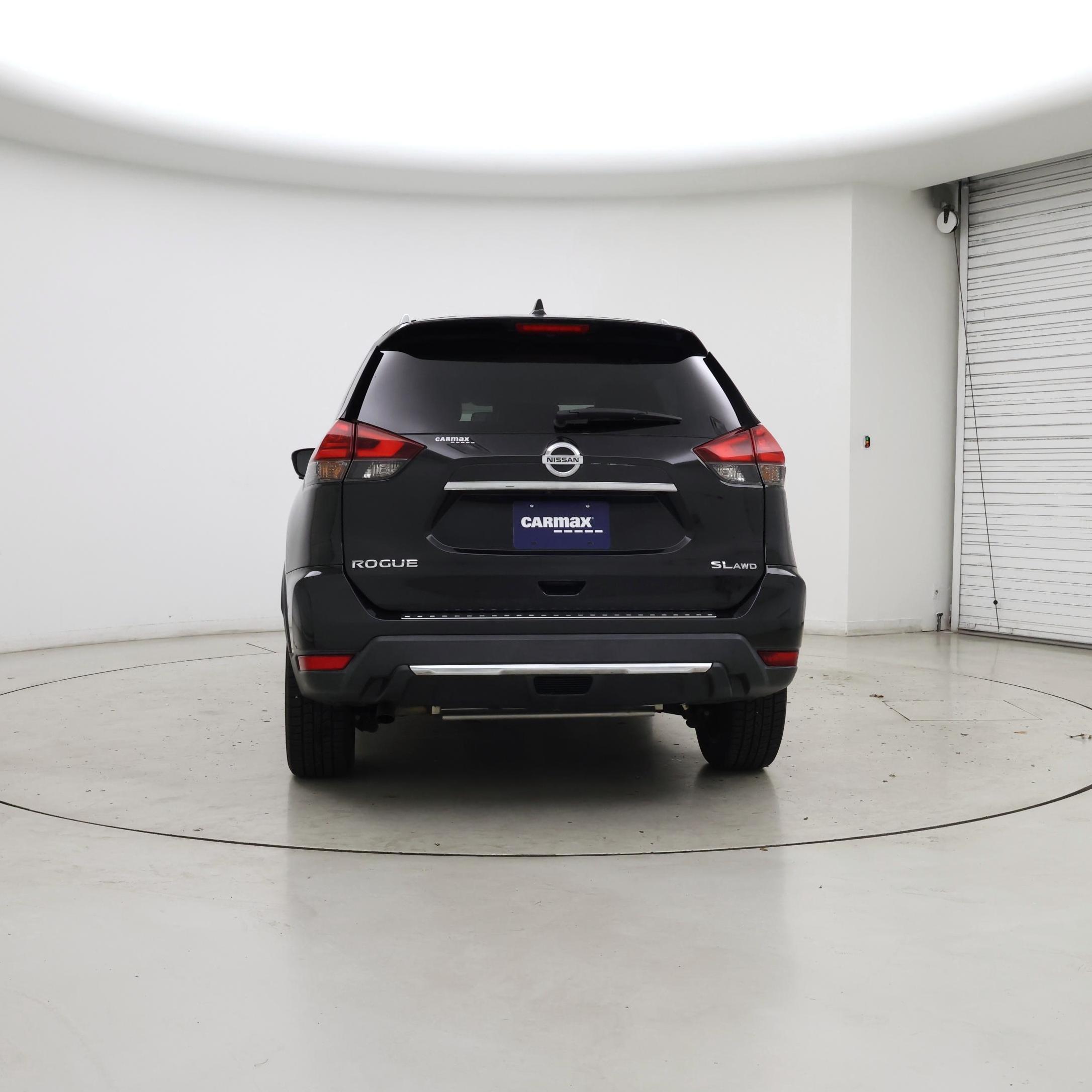 Thumbnail: 2017 Nissan Rogue - 6