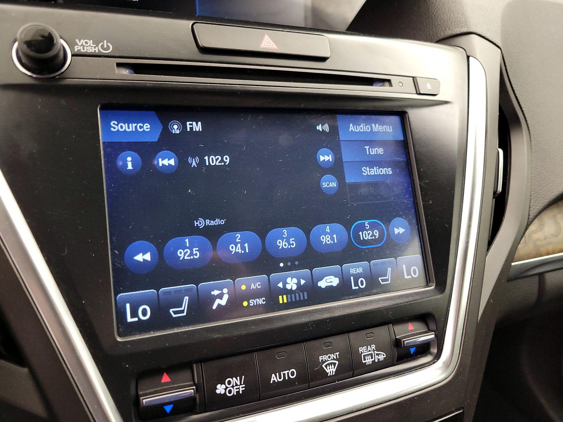 Thumbnail: 2020 Acura MDX - 16