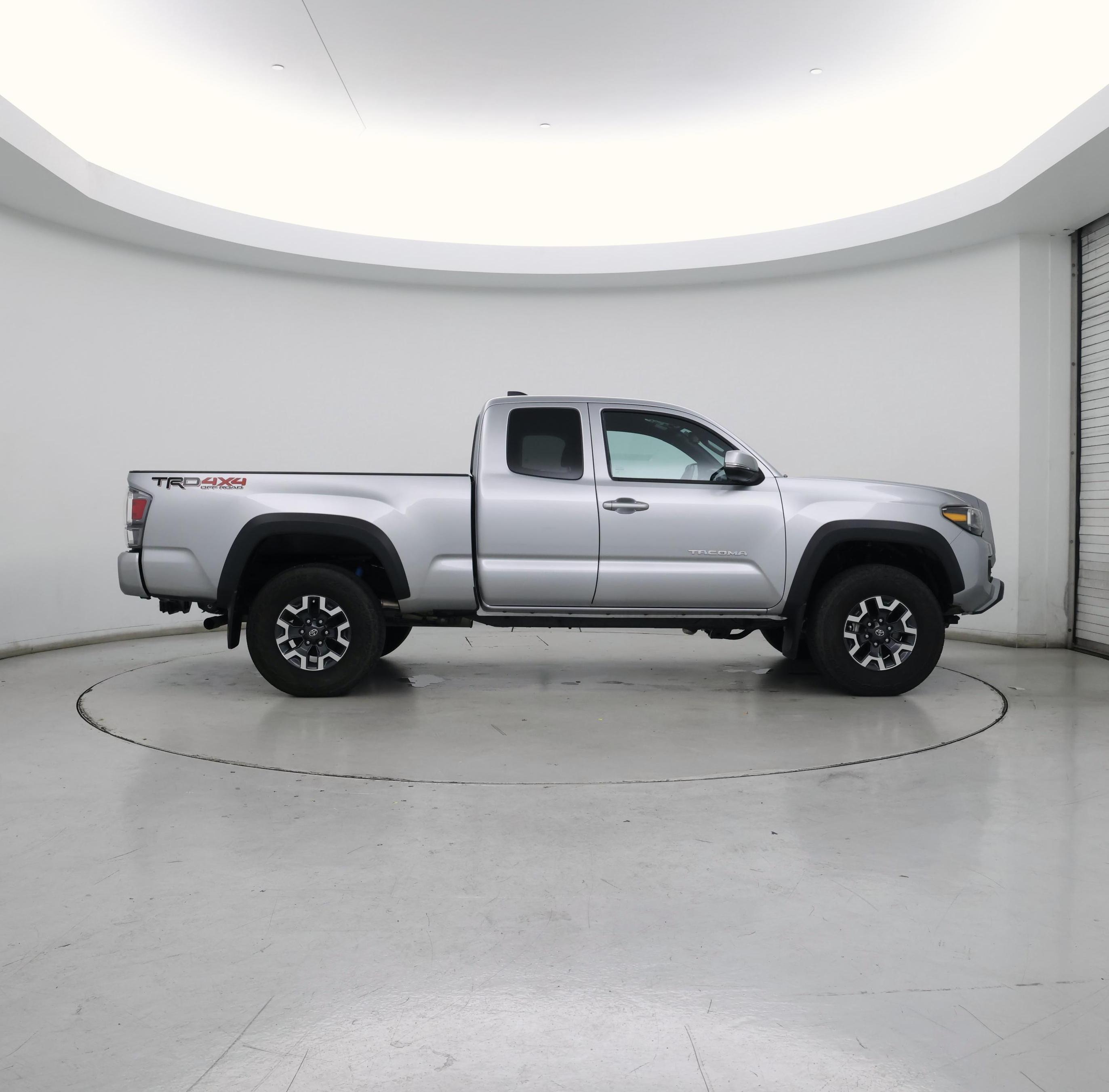 Thumbnail: 2023 Toyota Tacoma - 7